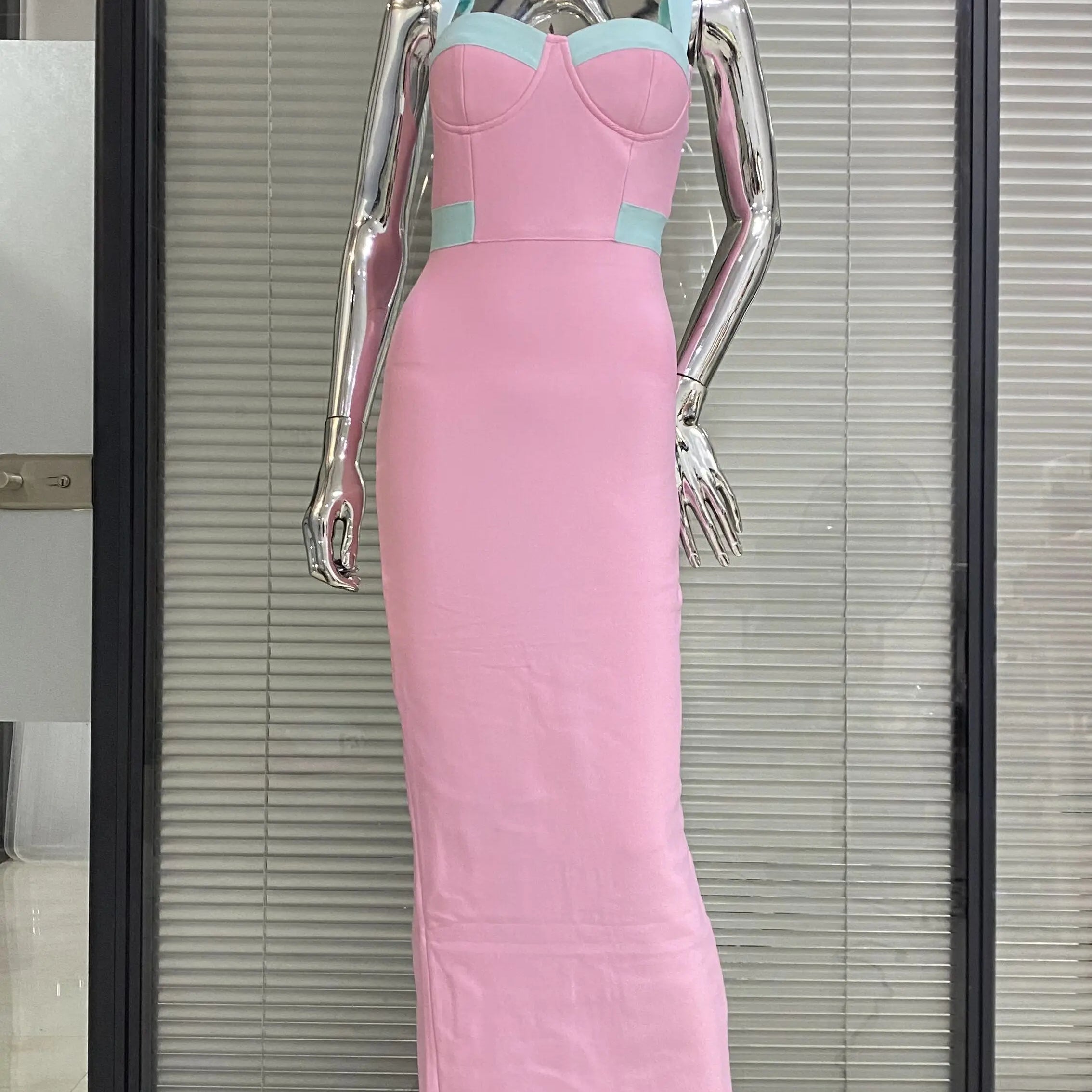 New Arrival Pink Color Sleeveless Spaghetti Strap Long Bandage Dress Graceful Woman Evening Party Dress Dinner Party Vestido