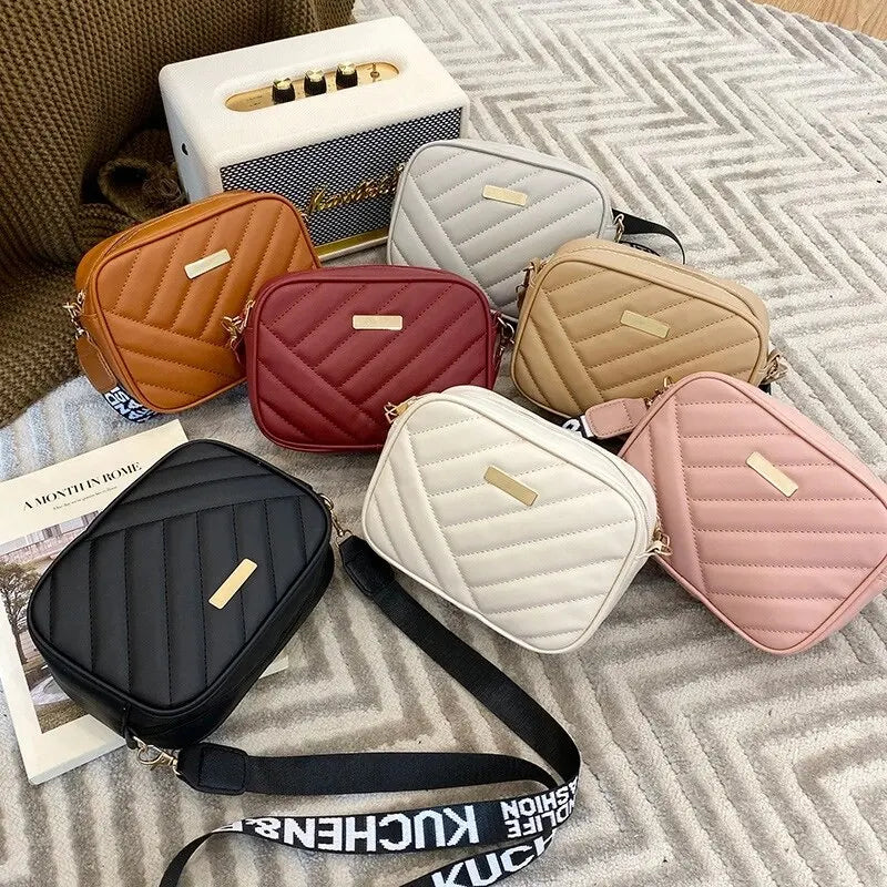 Womens Fresh And Sweet Horizontal Square Rolling Camera Collar Grid Crossbody Storage One Shoulder Phone Bag