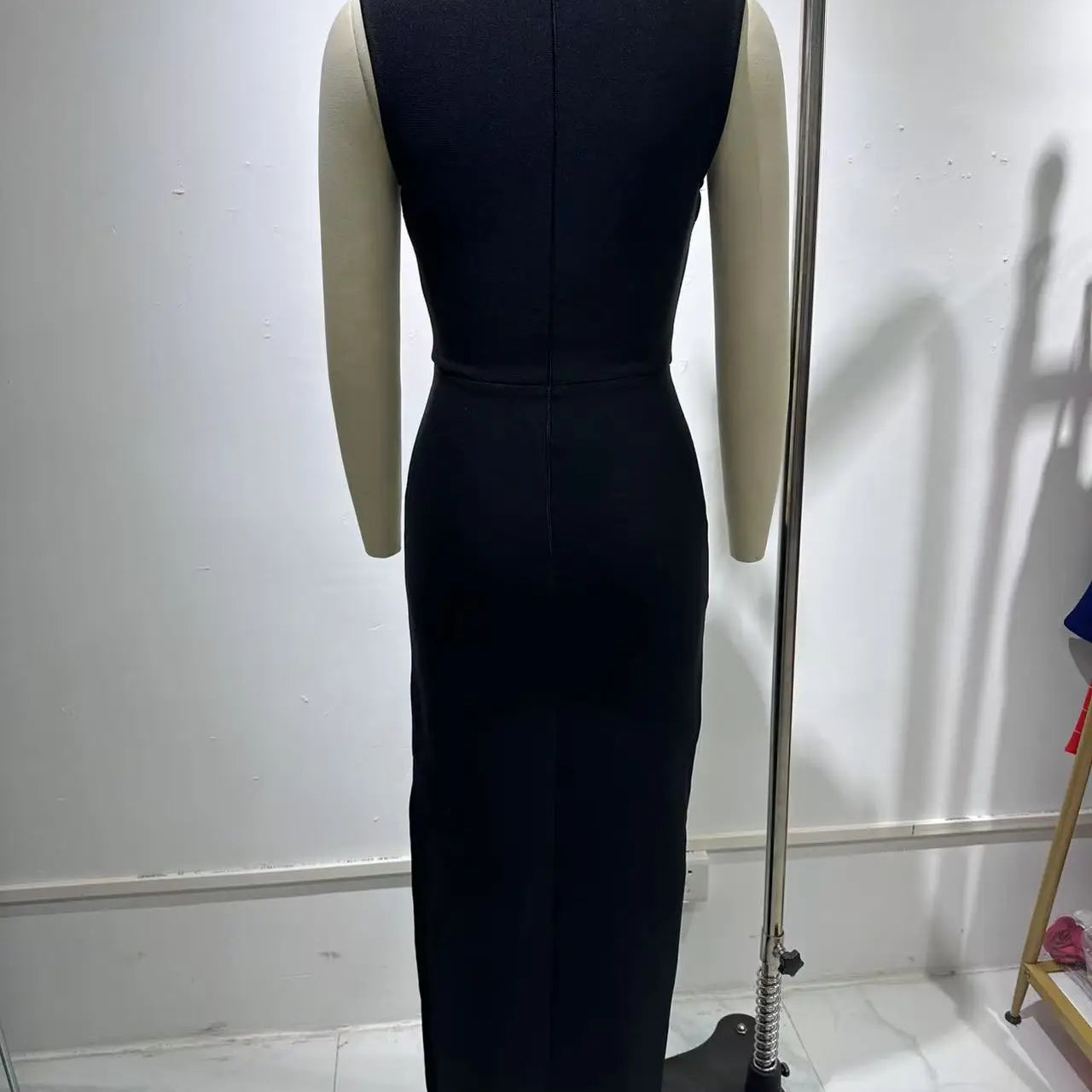 Arrival Women Sexy Sleeveless Pearl Beading Bodycon Bandage Long Dress Celebrate Evening Party Nightclub Outfit Vestido