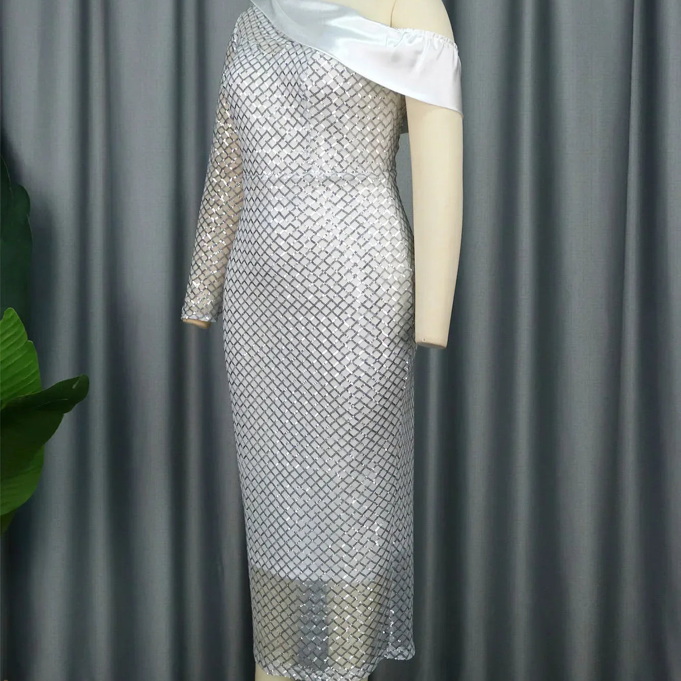 Women White Dress Sequined Plaid Bodycon Irregular Sleeves Lining Off Shoulder Occasion Gowns African Female Birthday Plus Size