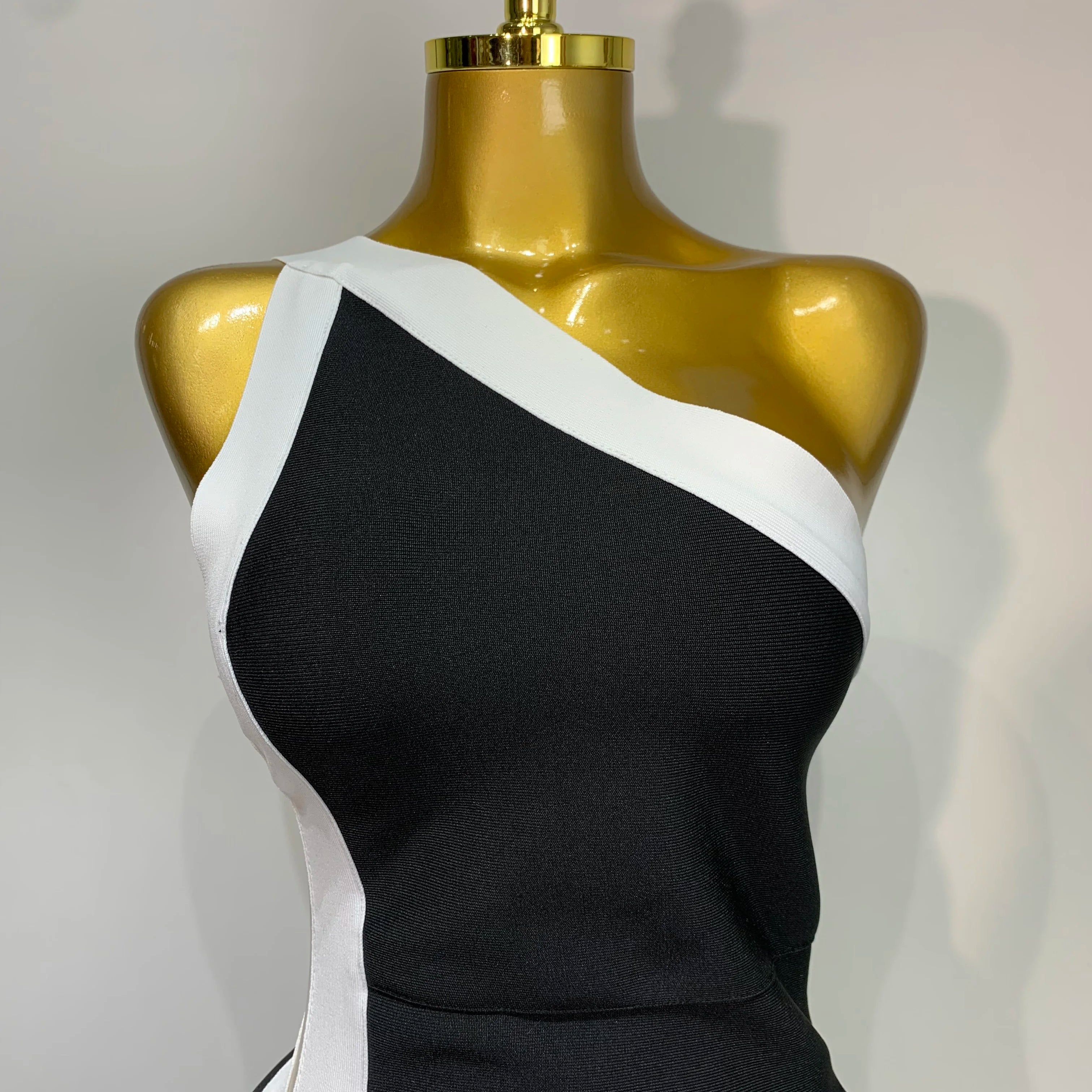 Women Sexy One Shoulder Split Black White Patchwork Bandage Bodycon Dress 2025 Celebrity Elegant Evening Party Birthday Outfit