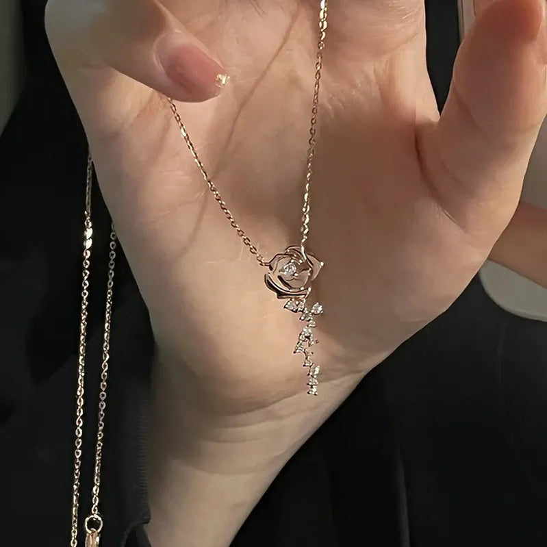 Exquisite Cherry Blossoms Flower Necklace For Women Crystal Zircon Rose Heart Butterfly Clavicle Chain Wedding Romantic Jewelry NC22Y0503