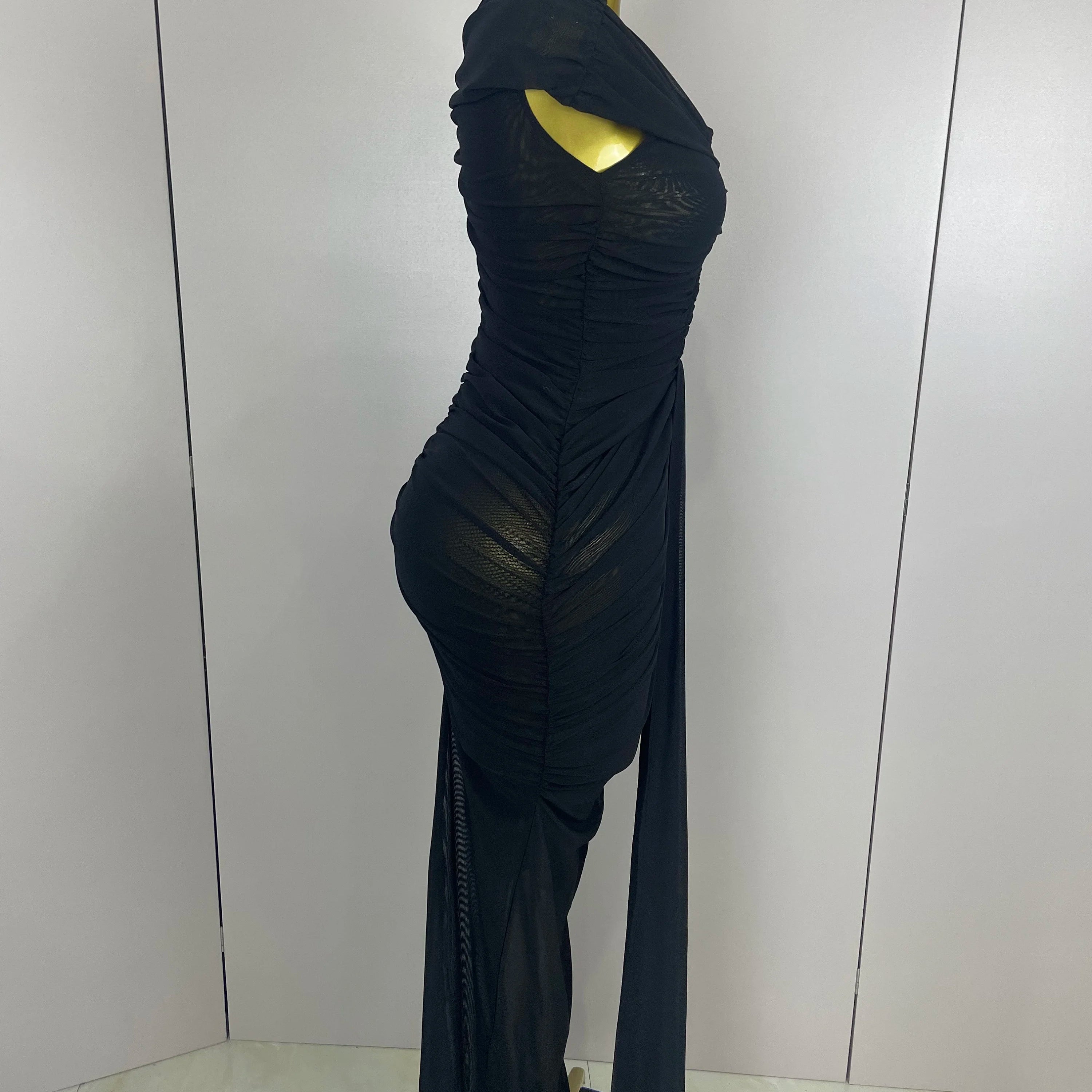 Sexy Sleeveless O-Neck Bodycon Mesh Long Dress 2025 Women Hollow Out Celebrate Fashion Show Celebrity Evening Party Club Dress