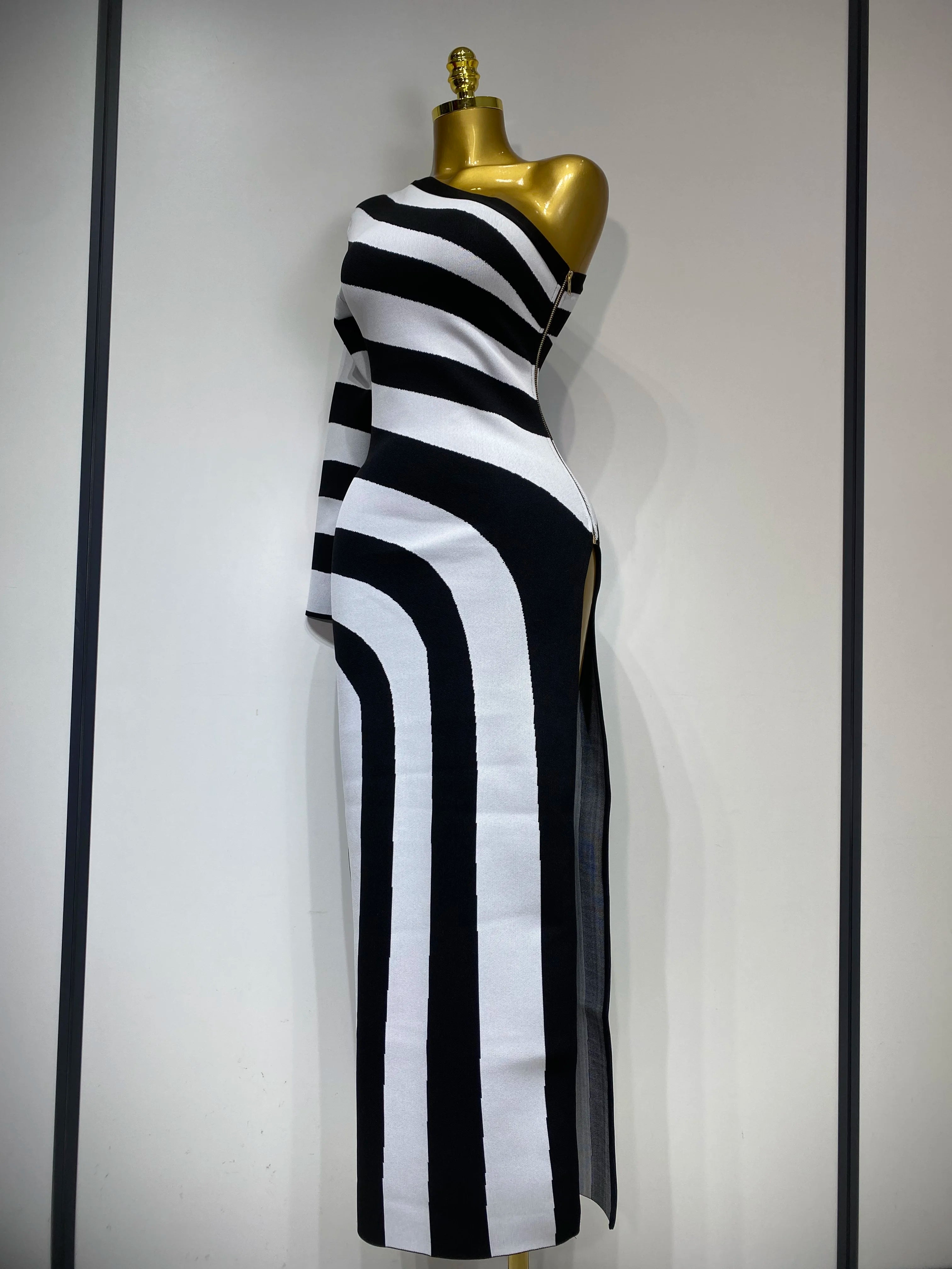 Luxury Birthday Dresses Women Sexy One Shoulder Striped High Split Jacquard Maxi Bandage Long Dress Elegant Evening Party Gown