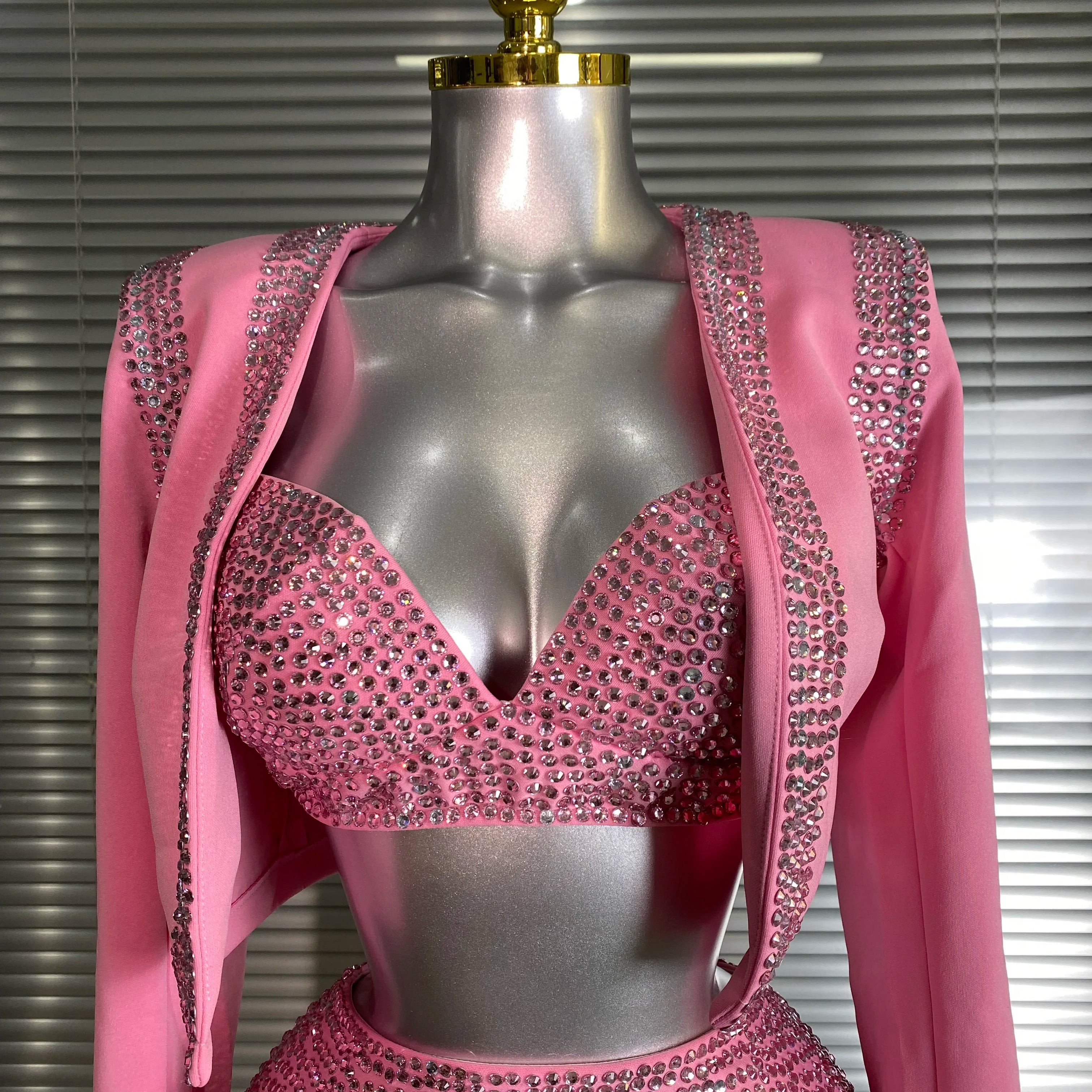 Women Sexy Two Pieces Set Pink Crystal Diamond Night Club Short Pants Suits Coat Singer Dancer Stage Performance Costume