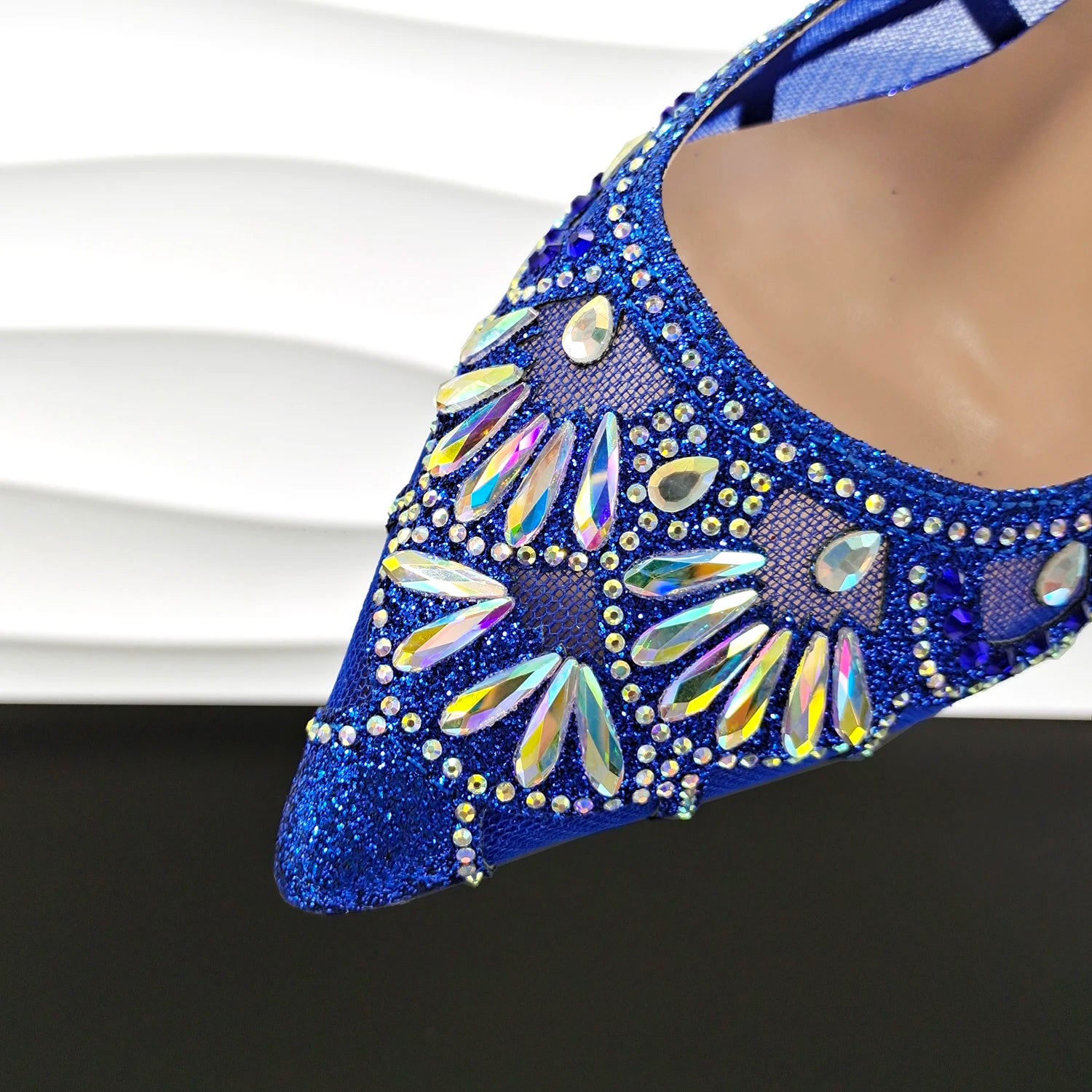 Hollowed Out Shoe Bag Design With Shiny Rhinestone Decoration Wedding Party Sandals High Heels