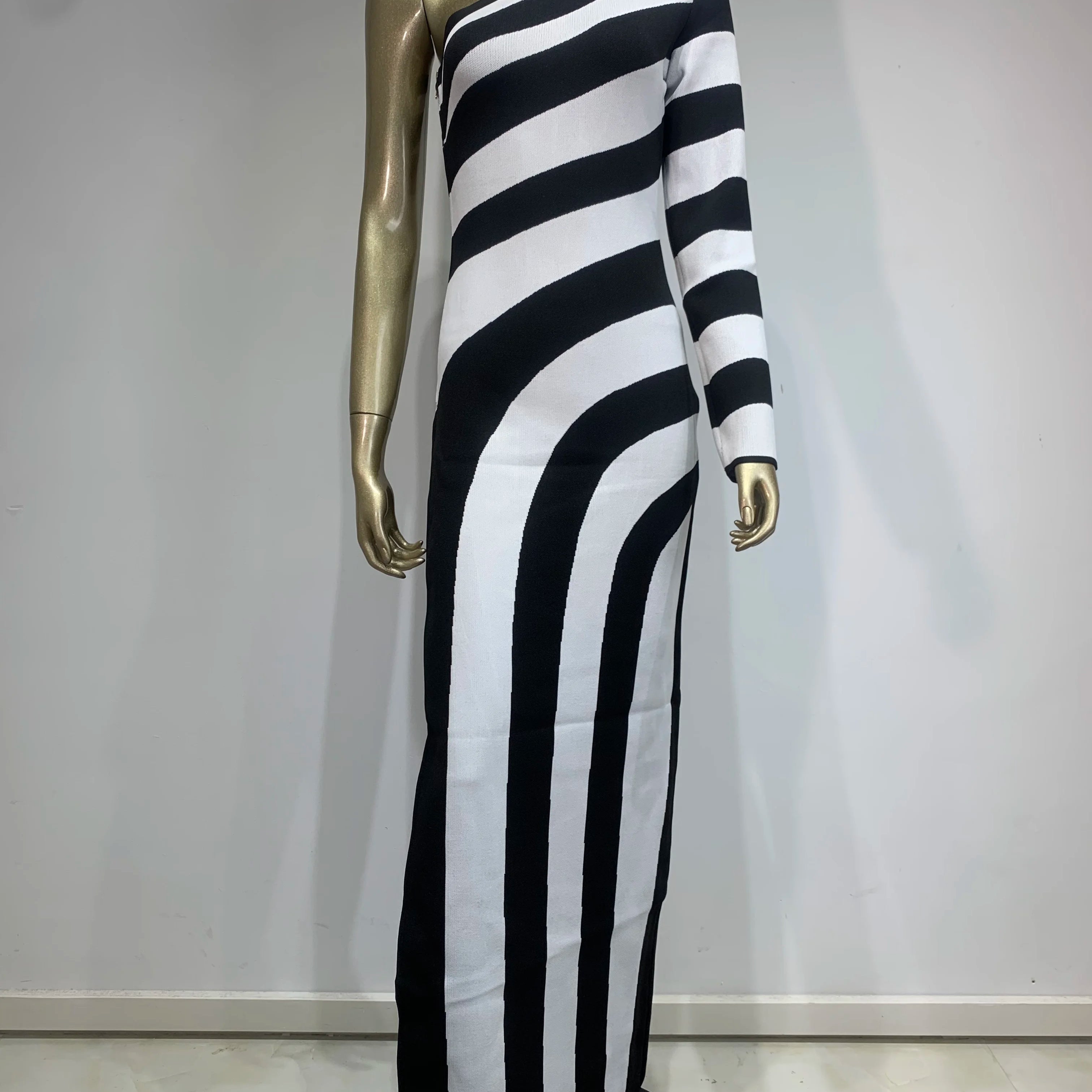 Women Celebrity Sexy One Shoulder Striped Jacquard Maxi Long Split Bodycon Bandage Dress 2024 Elegant Evening Club Party Dress
