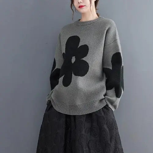 Women's Autumn And Winter Korean Bottoming Long Sleeves Flowers O-neck Pullover A-straight Vintage Sweater Trend Top GRAY One Size