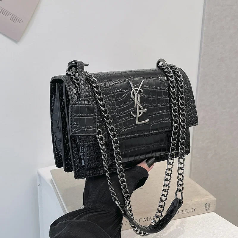 2025 New Light Luxury Bag High Sense European and American Retro Chain Bacchus Bag Fashion Shoulder Messenger Bag