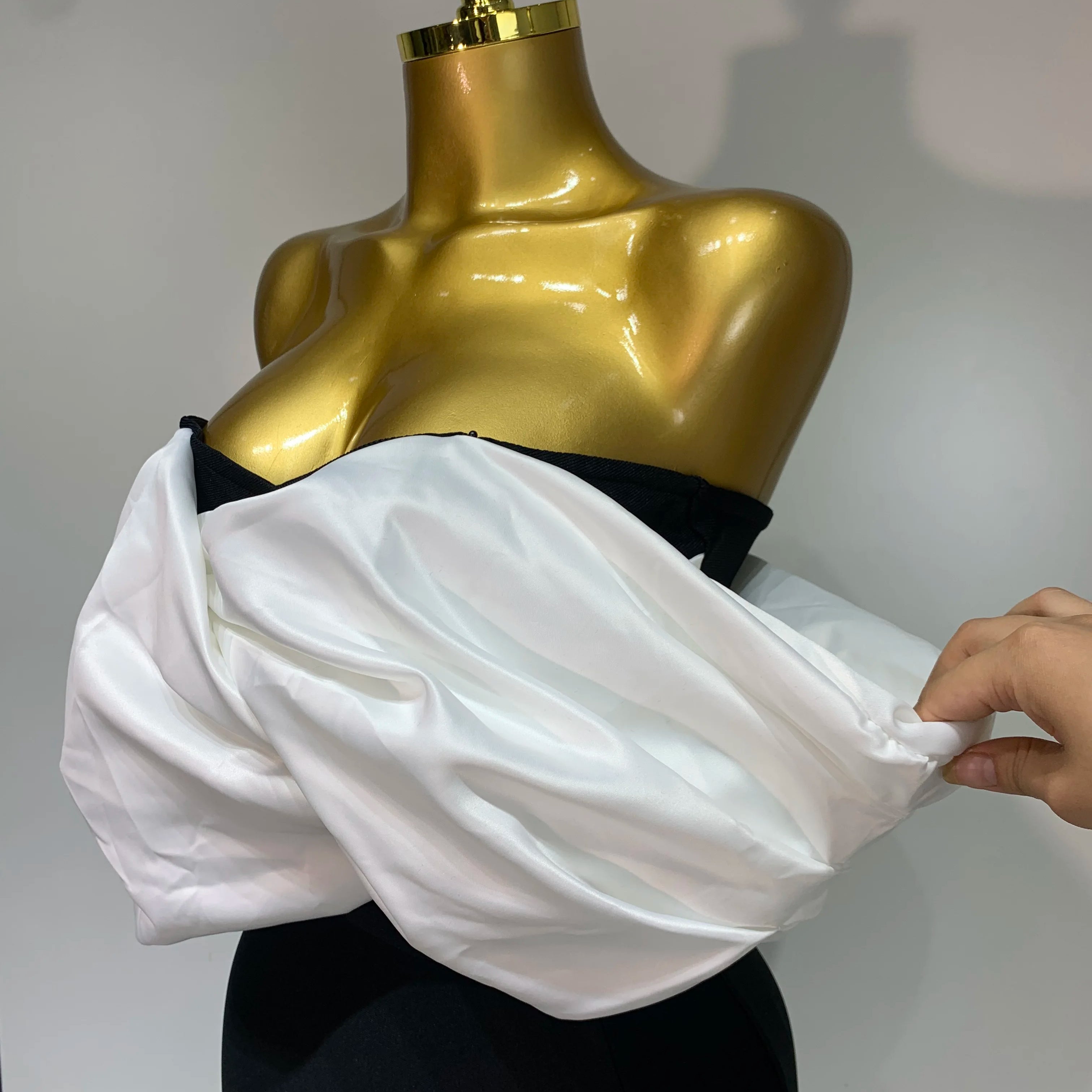 Sexy Off Shoulder Satin Patchwork Ruched Bodycon Bandage Maxi Dresses Women Elegant Celebrity Evening Party Birthday Dresses