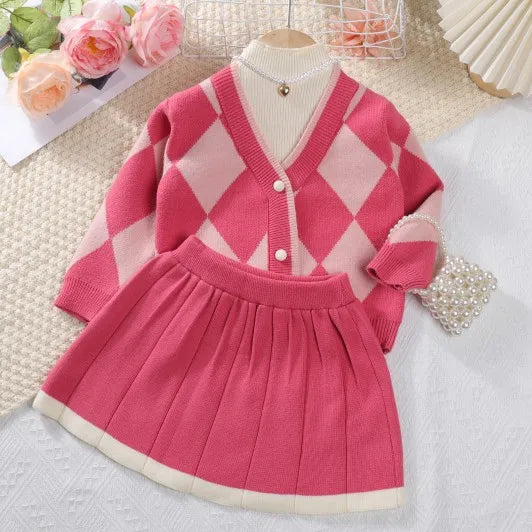 Bear Leader Baby Girls Clothes Set Autumn Winter Cartoon Grape Clothing Set New Kids Knitted Sweet Outfit Children Clothes Suit AM2667H