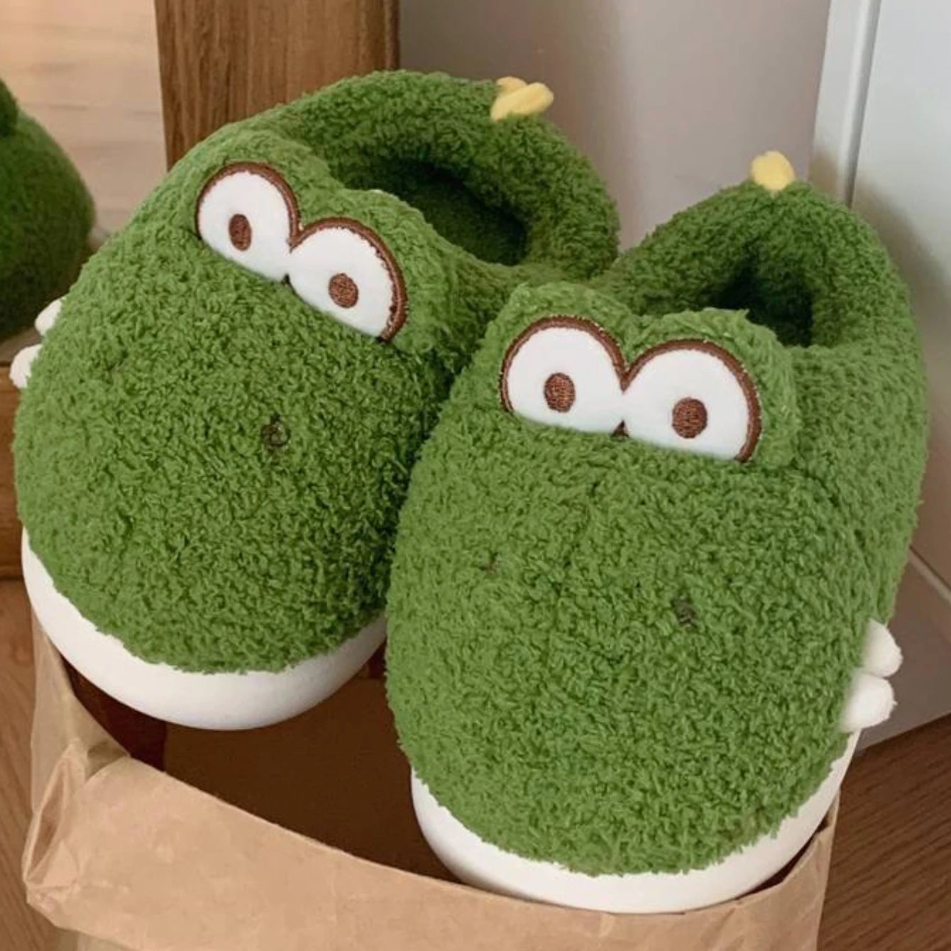 Cute Crocodiles Single Band Winter Women Slipper Soft Heel Platform Fur Warm Indoor Comfortable Home Fluffy Home Slippers Green-1