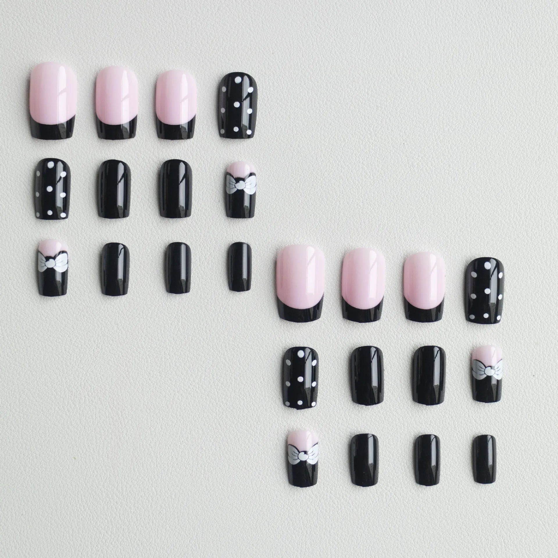 Spicy Girls Black French Fake Nails 24Pcs Short Square Press On Nails Y2K Bowknot/Dot Printed Full Cover Stick-on Nails Patches