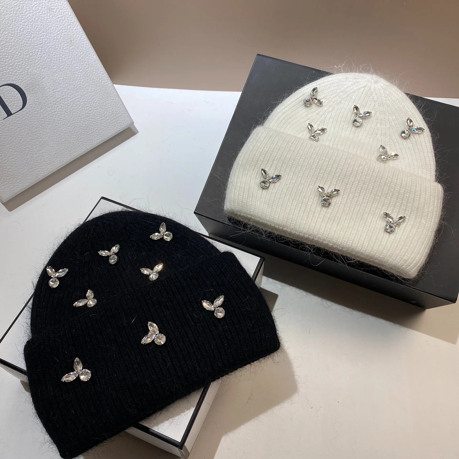 Luxury Rhinestones Fashion Women's Winter Hats Real Rabbit Fur Lady Warm Knitted Hat Outdoor Wool Skullies Beanies Skiing Caps