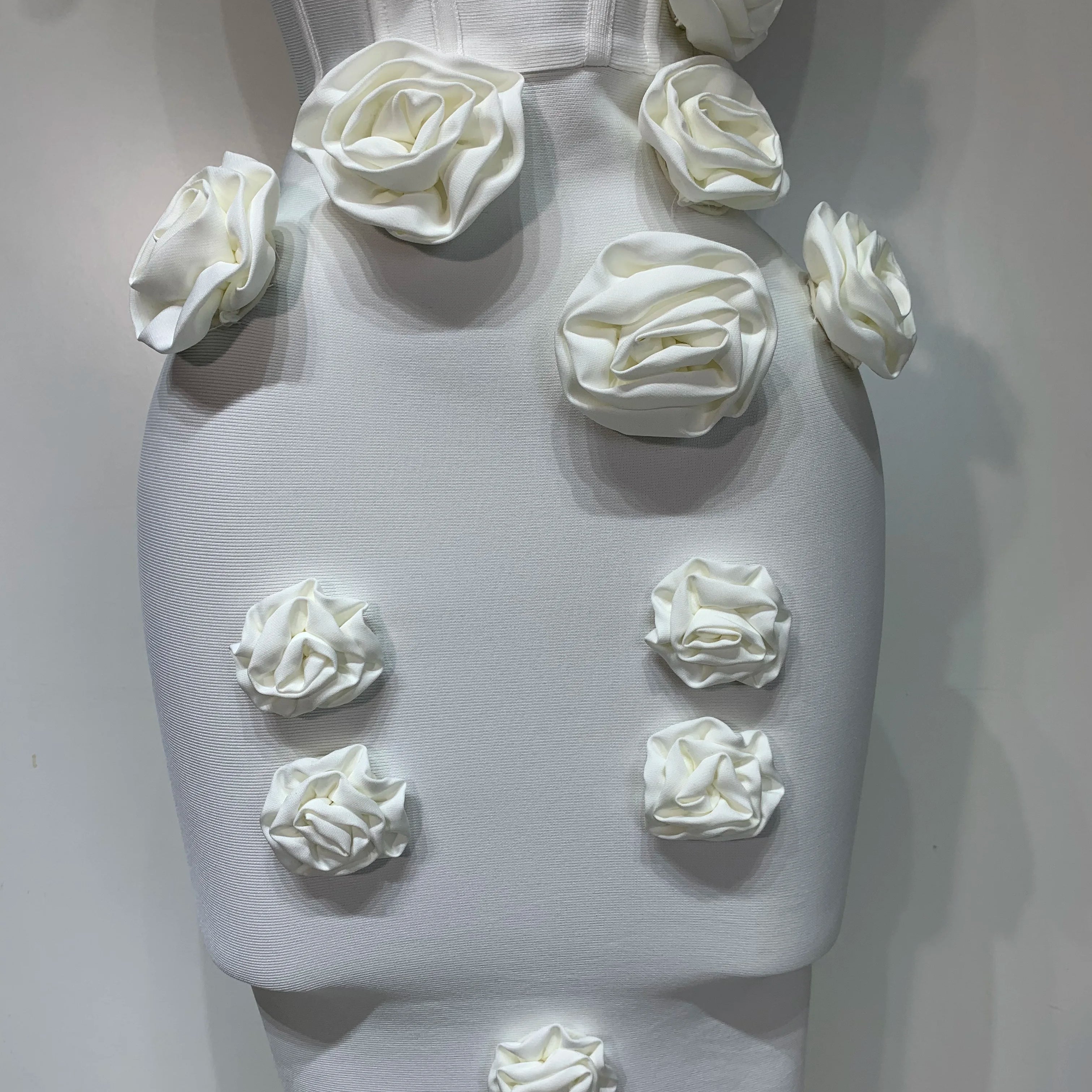 Women Sexy Bodycon Dress Fashion White Elegant Strapless Flower Slim Dress Casual Streetwear Club Birthday Party Dresses