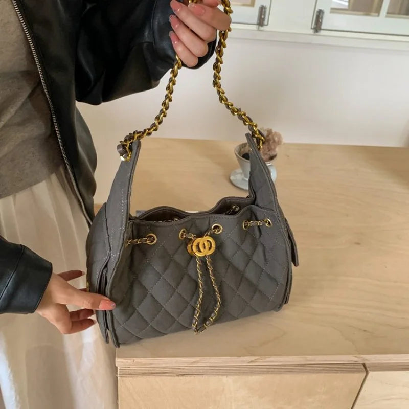 Designer Women's Leather Tote Bag Elegant Crossbody Shoulder Handbag For Casual & Formal