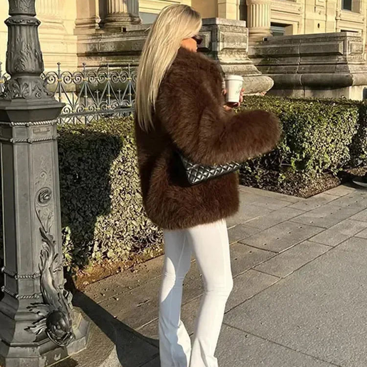Luxury Brown Women Faux Fur Jacket Oversized Lapel Long Sleeve Warm Fluffy Coats Winter Female Loose Streetwear Outwears