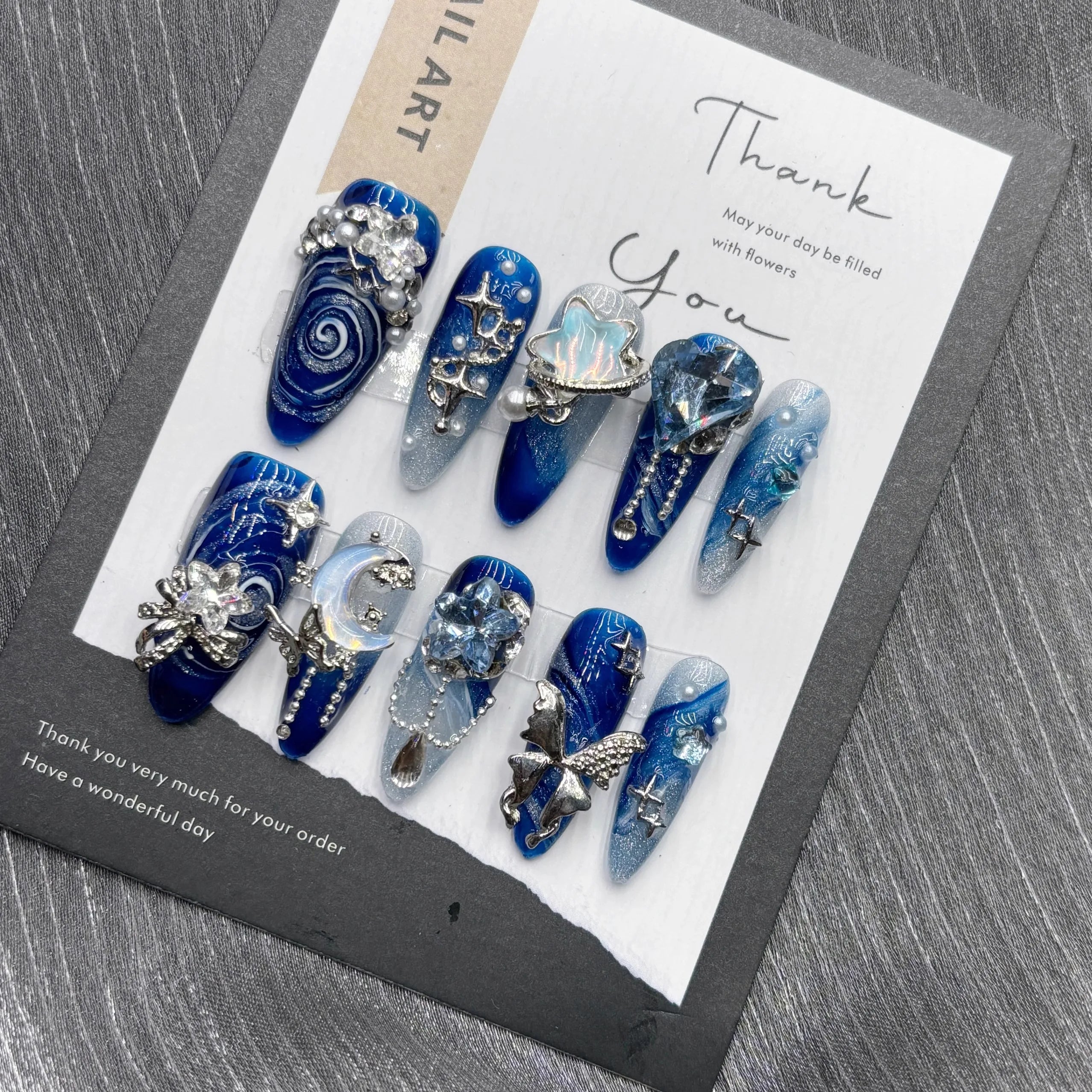 10 peças de unhas postiças artesanais de alta qualidade, simples e elegantes, azul royal, profundidade suave e graciosa, arte de unha adesiva retrô