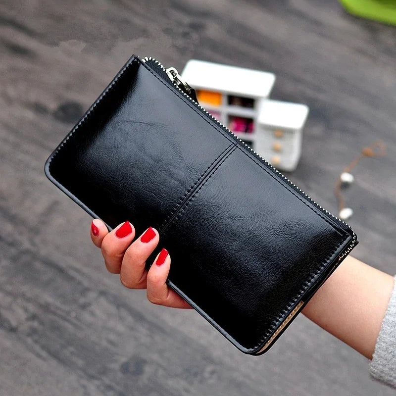 Women's Vintage Oil Wax Leather Zipper Clutch Wallet Female Large Capacity Coin Purse Ladies Wristband Simple Card Holder Wallet