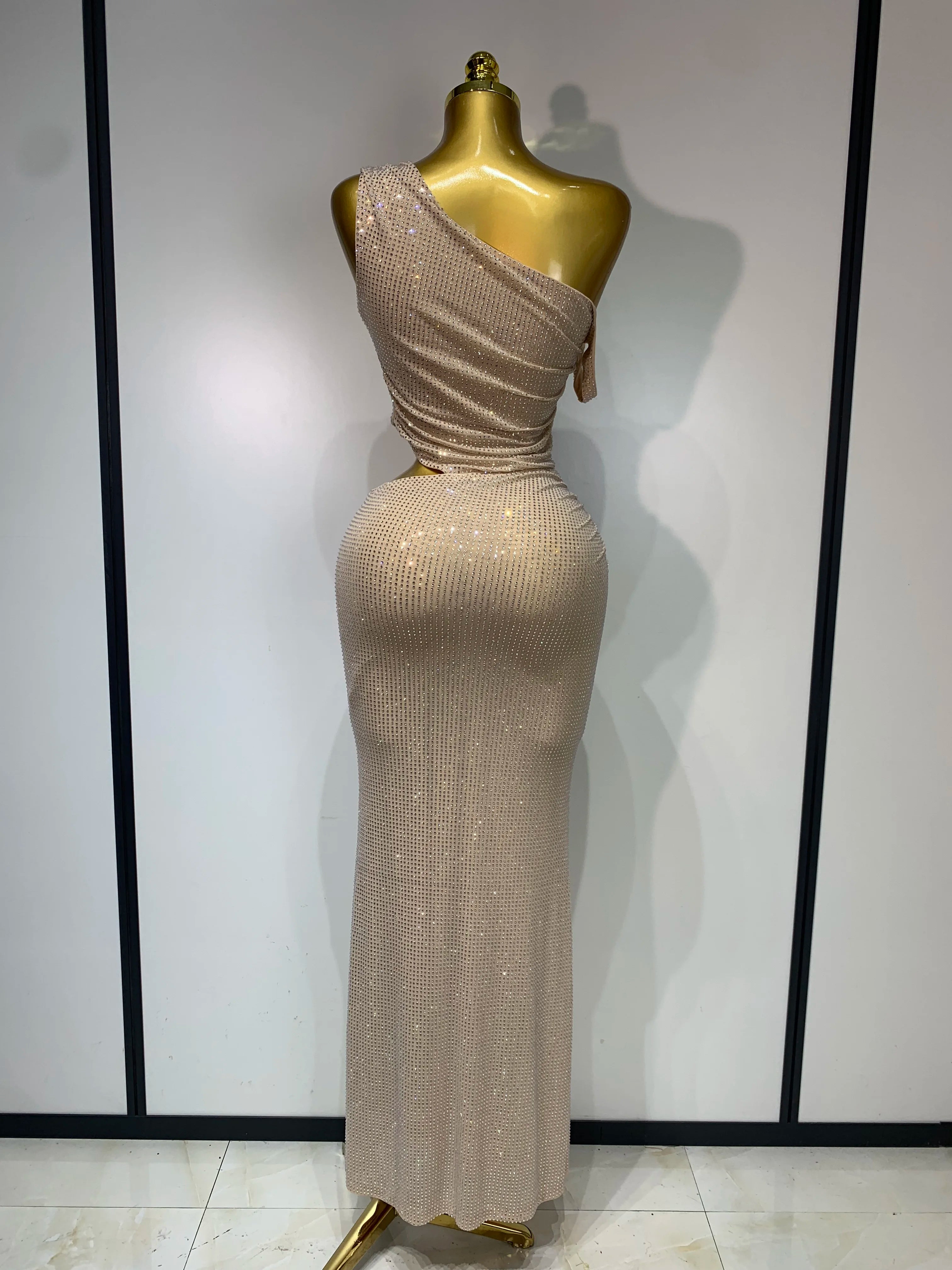 Women Sexy One Shoulder Exposed Waist Diamonds Bodycon Long Dress Cut Out Luxury Crystal Dresses Evening Party Birthday Gowns