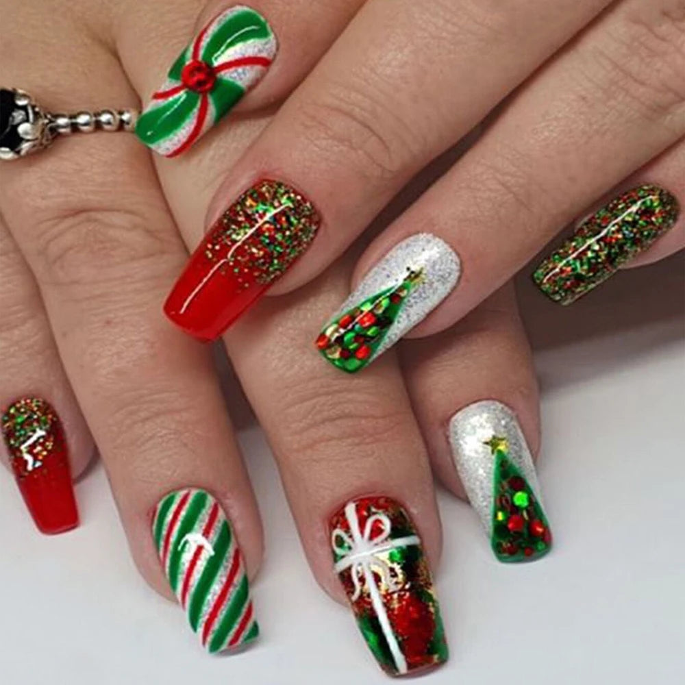 24Pcs/Box Christmas Women Wearable Fake Nails Finished Full Cover Europe America Christmas Collection Short Flat Nails Art Gift 48