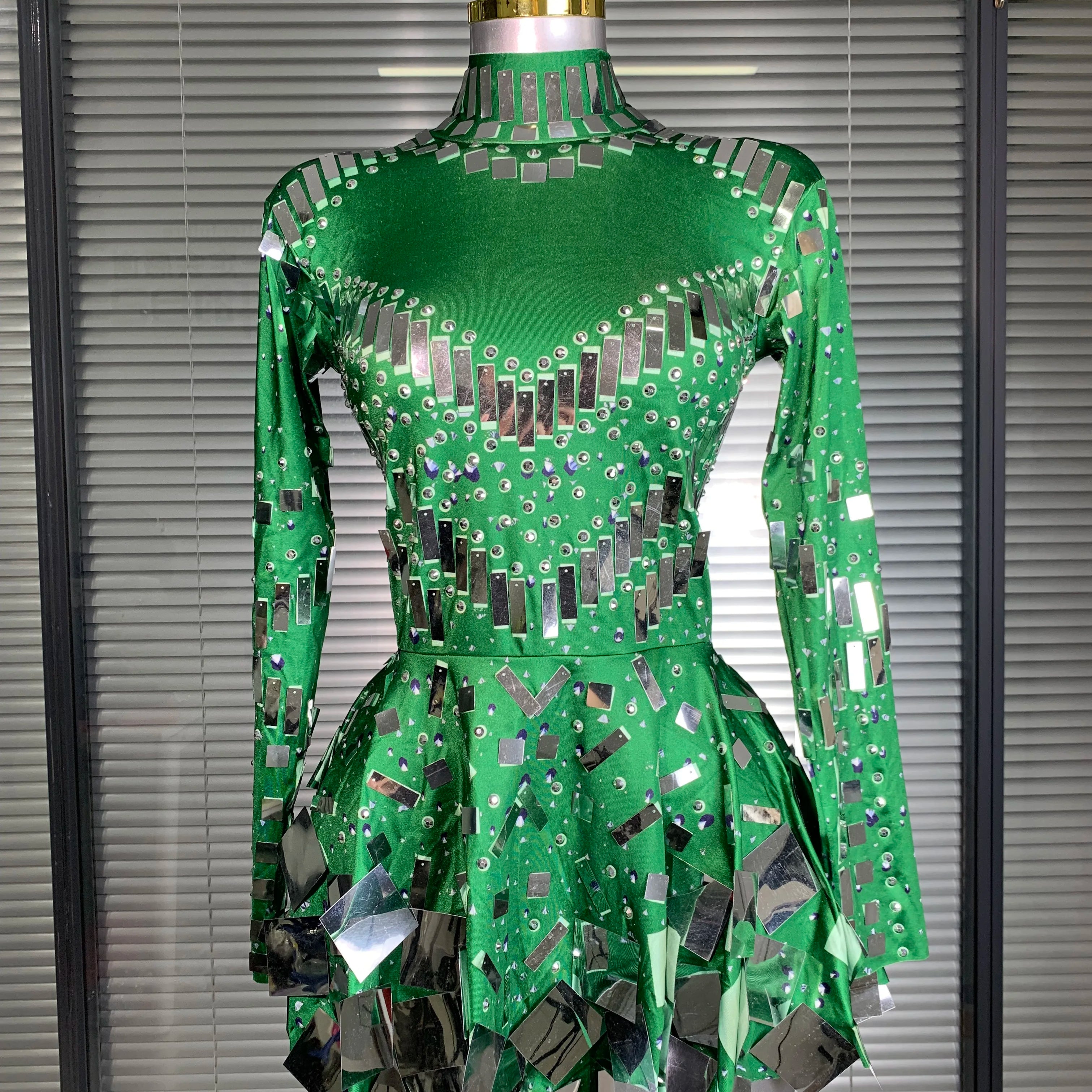 New Celebrity Women Sexy Stretched Mini Night Club Sparkly Sequins Performance Costume Stage Dancer Party Dress