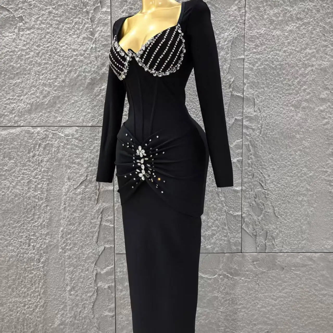 Top Quality Women Long Sleeve Sexy Square Collar Shinning Crystal Bodycon Long Bandage Dress Celebrate Evening Party Outfit