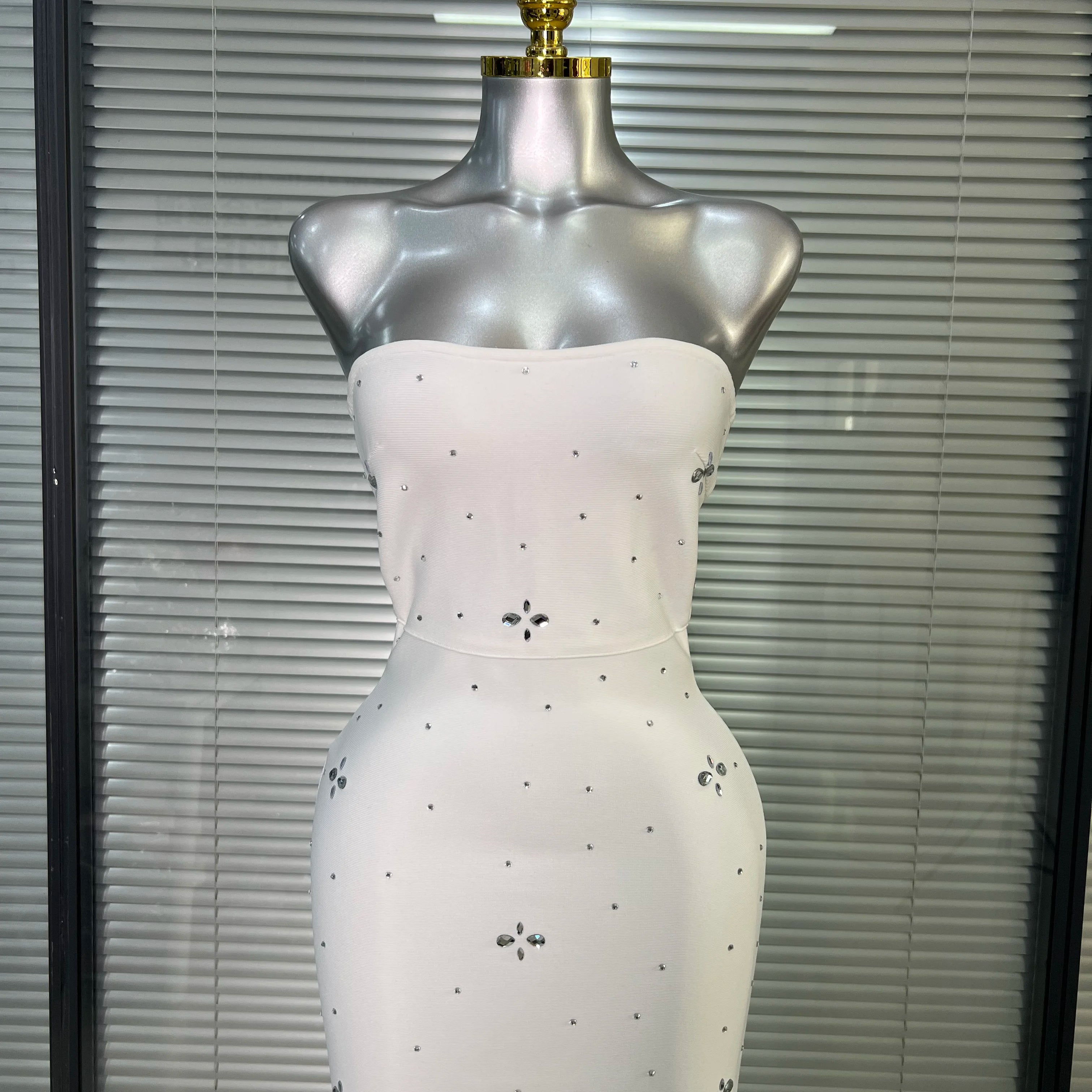 Summer New 2025 Women Strapless White Long Bodycon Bandage Dress Knitted Crystal Elegant Evening Party Dress Vestido