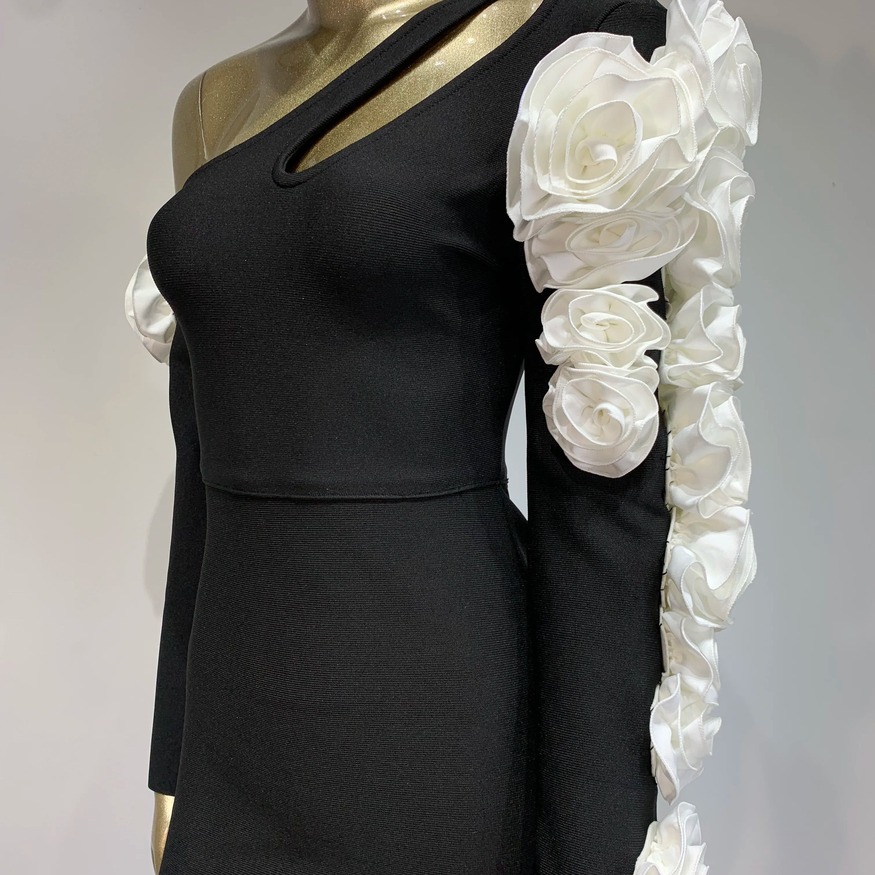 Women Bandage Dress 2024 Celebrity Sexy One Shoulder Flower Black Maxi Long Bodycon Elegant Evening Club Party Dress