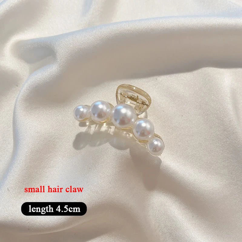 Elegant Big Pearl Hair Claws for Women Korean Acrylic Hair Clips Girls Large Size Barrette Shark Clip Fashion Hair Accessories 4.5cm small 5 yuan