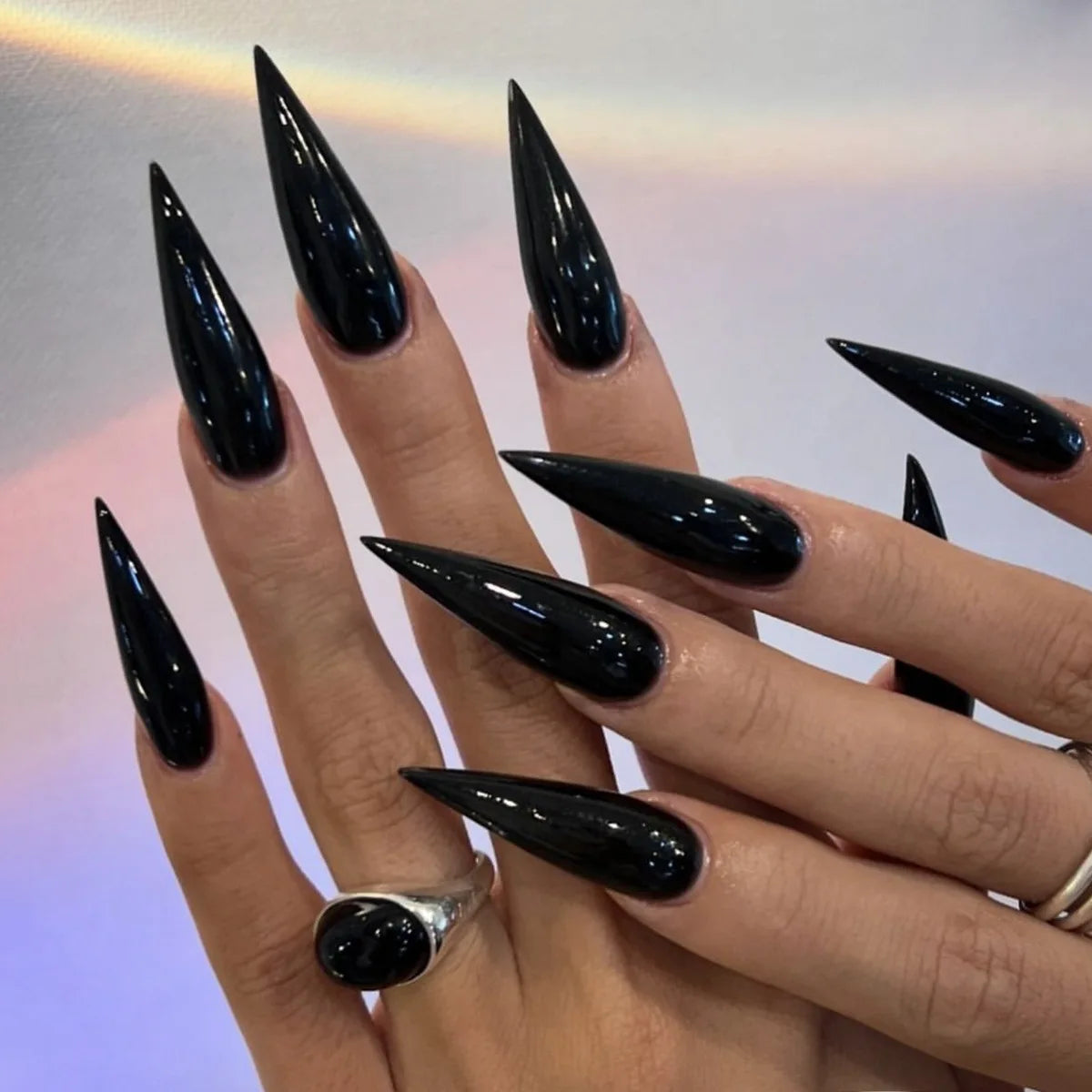 24Pcs Blue Cat Eye Y2k Fake Nails with Jelly Glue Long Almond False Nail Design Wearing Oval Press on Nails Tips for Spice Girls