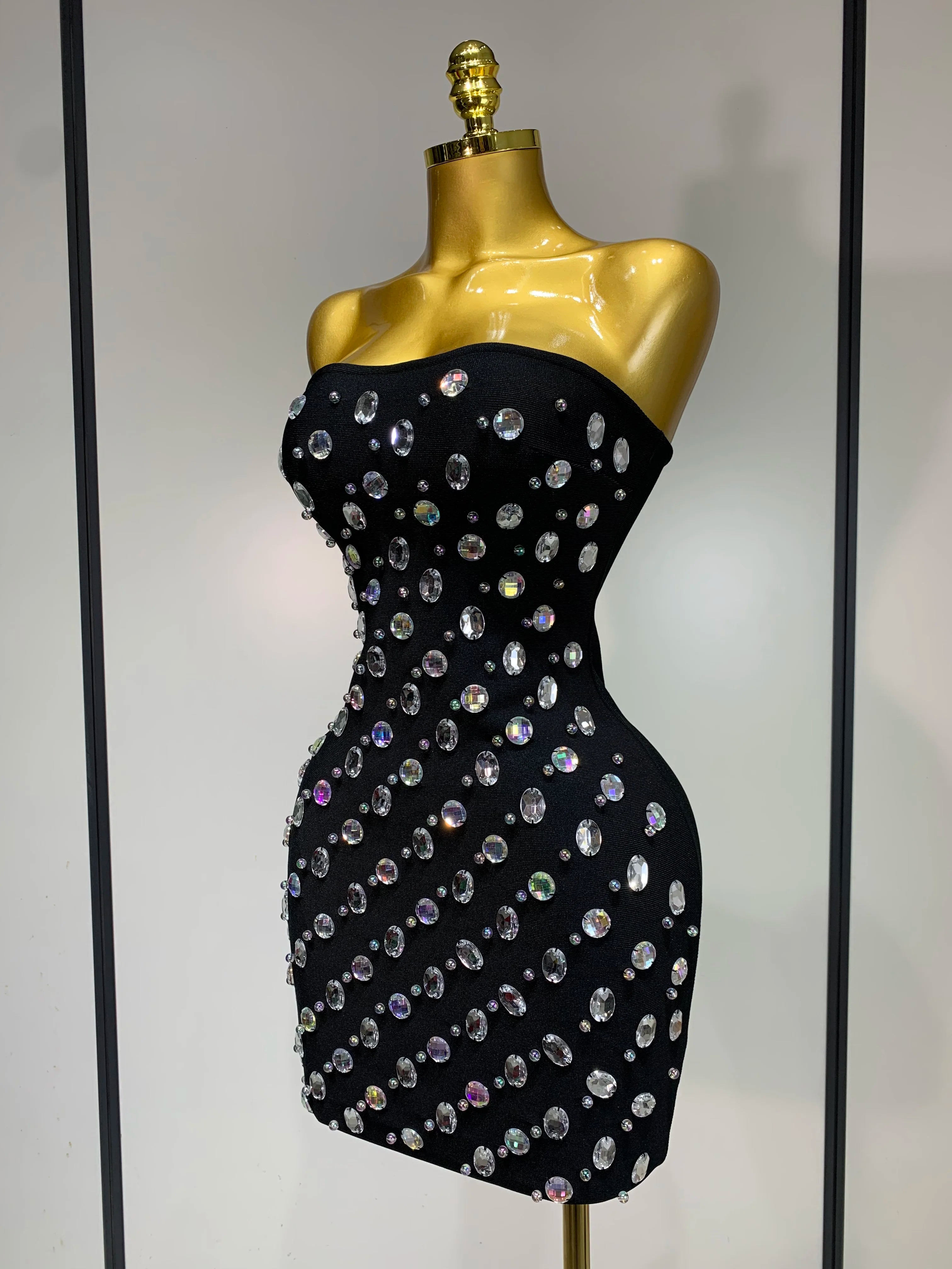 Sexy Rhinestones Bodycon Strapless Mini Dress 2025 Women Sleeveless Backless Fashion Evening Party Club Luxury Birthday Dresses