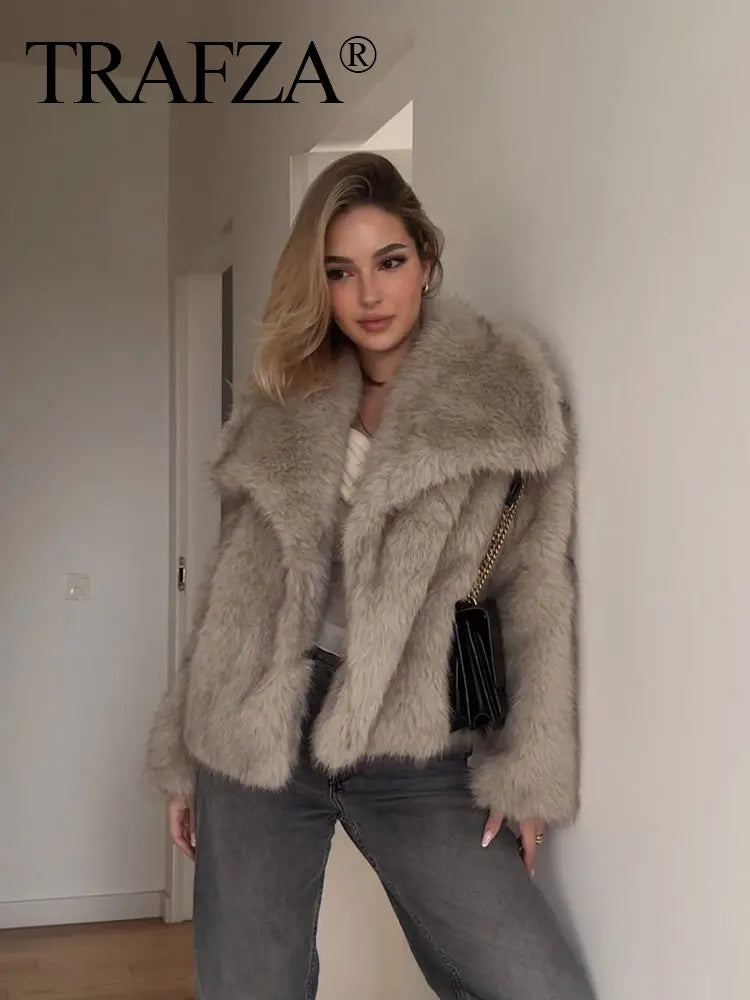 Winter New Fashion Female Vintage Long Sleeve Outerwear Woman Warm Plush Coat Ladies Casual Lapel Collar Thick Coat