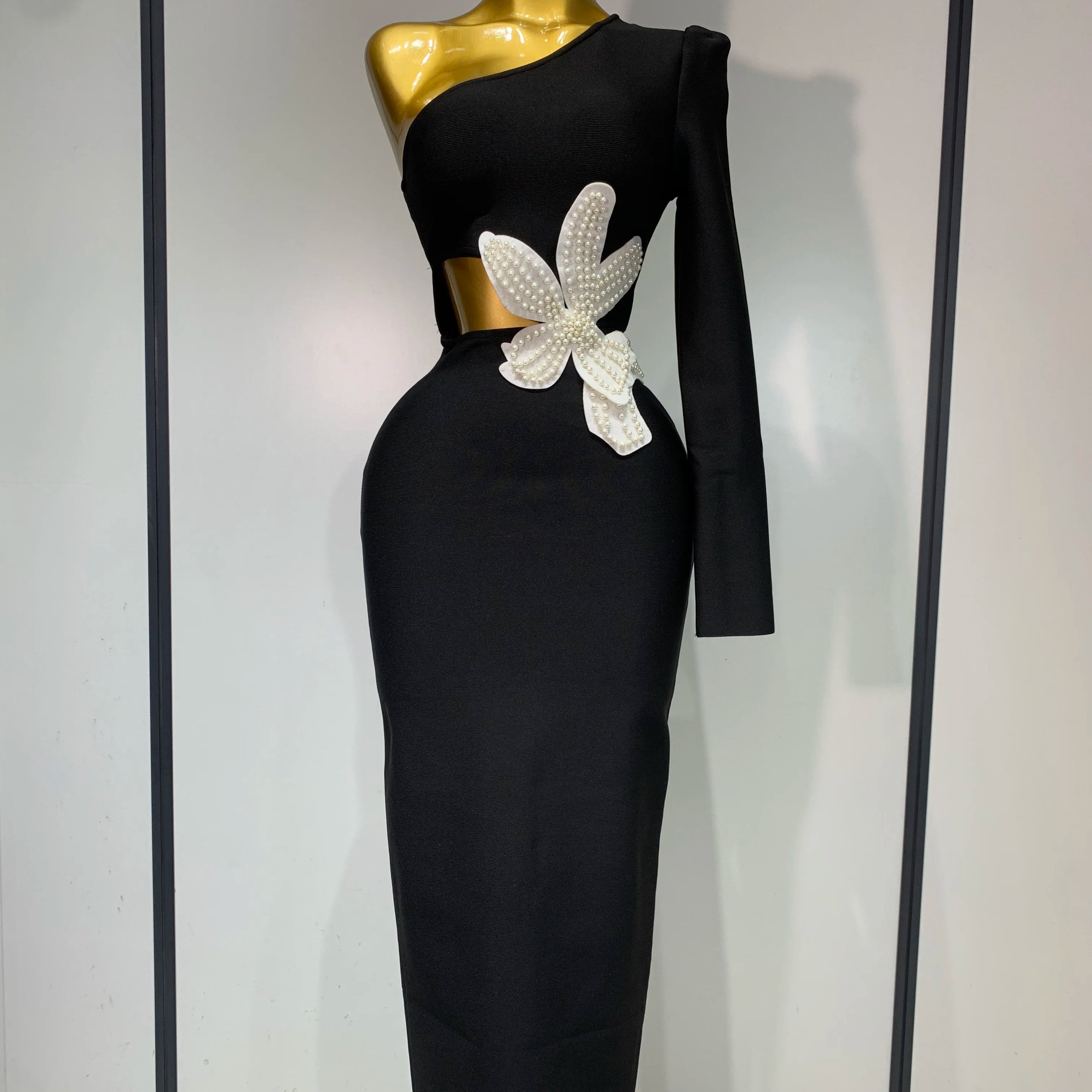 Women Elegant Luxury Black Bandage Party Dress Single Sleeve Cut Out White Pearl Embroidery Flower Midi Long Evening Prom Gowns