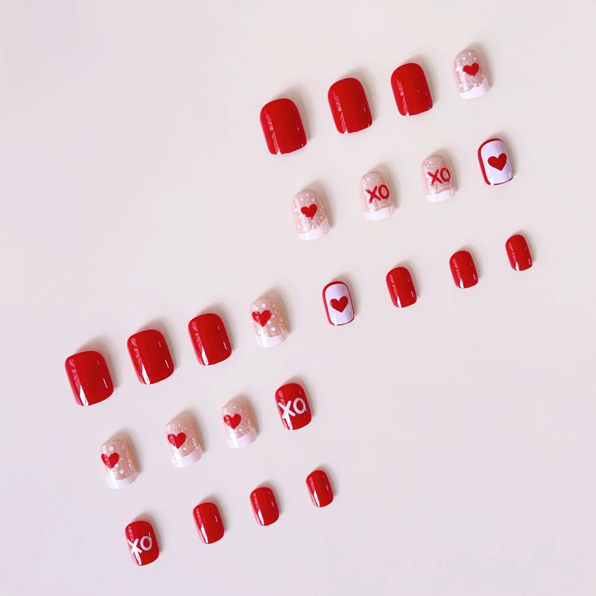 Sweet Girls Pink Fake Nails Short Square Valentine's Day Press On Nails Love Heart/Dot Printed Glossy Sequins False Nails Art