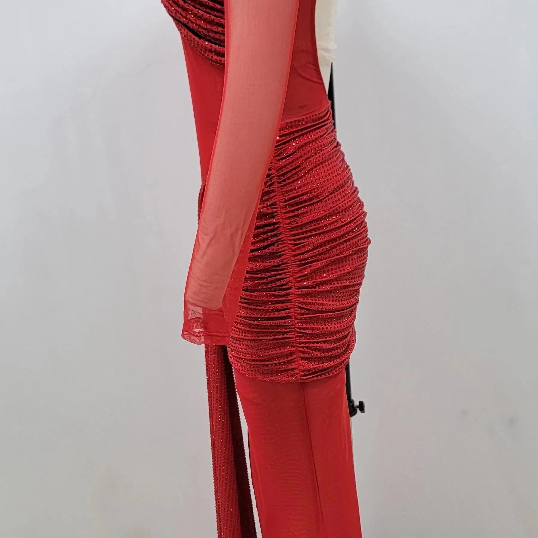 Red Color Women Long Sleeve Shinning Rhinestones Mesh Bodycon Long Dress Fashion Nightclub Party Celebrate Outfit Vestido