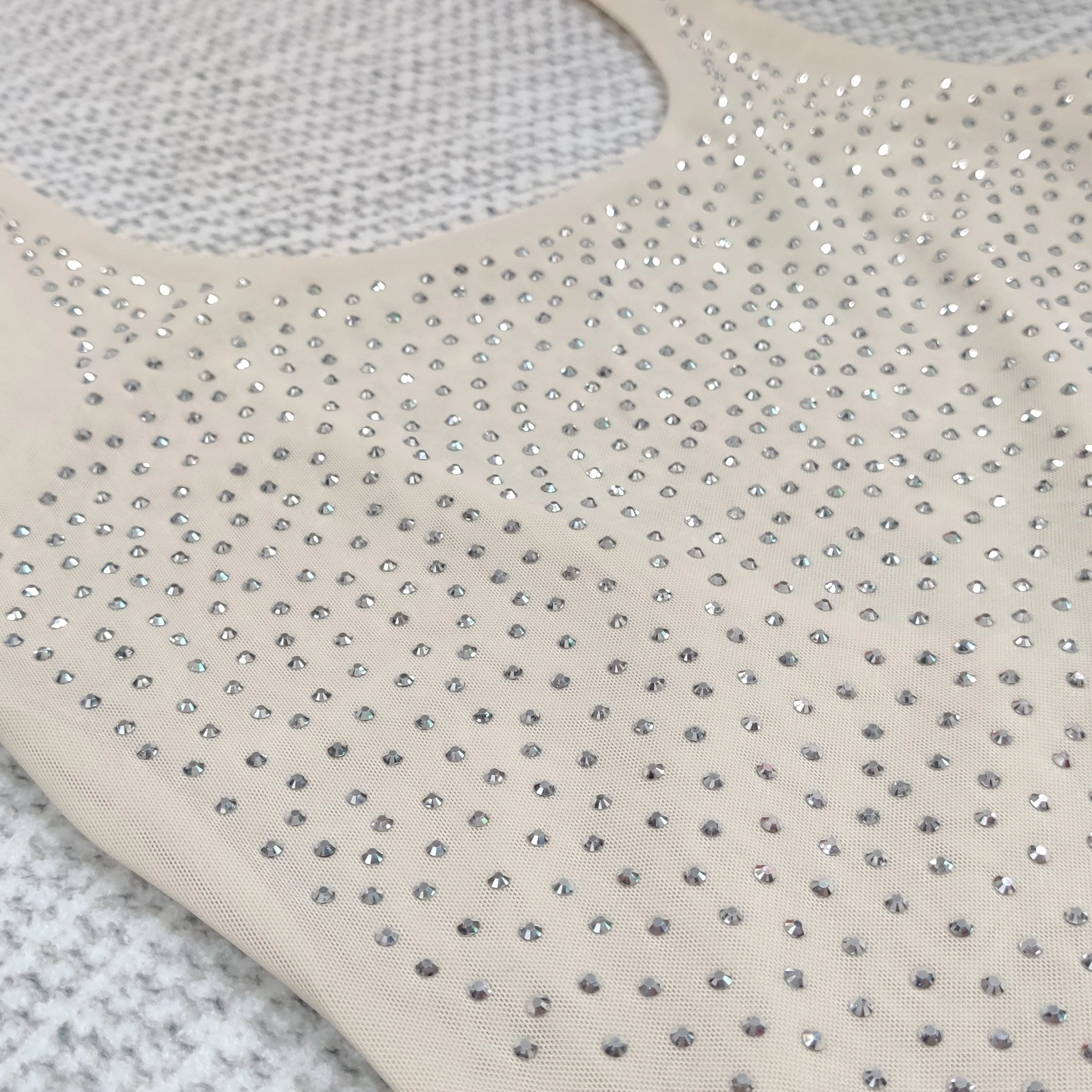 Vestido de celebridades da moda tapete vermelho feminino sexy com decote em V brilhante diamante bodycon vestido de cano médio festa de aniversário comemoração roupa