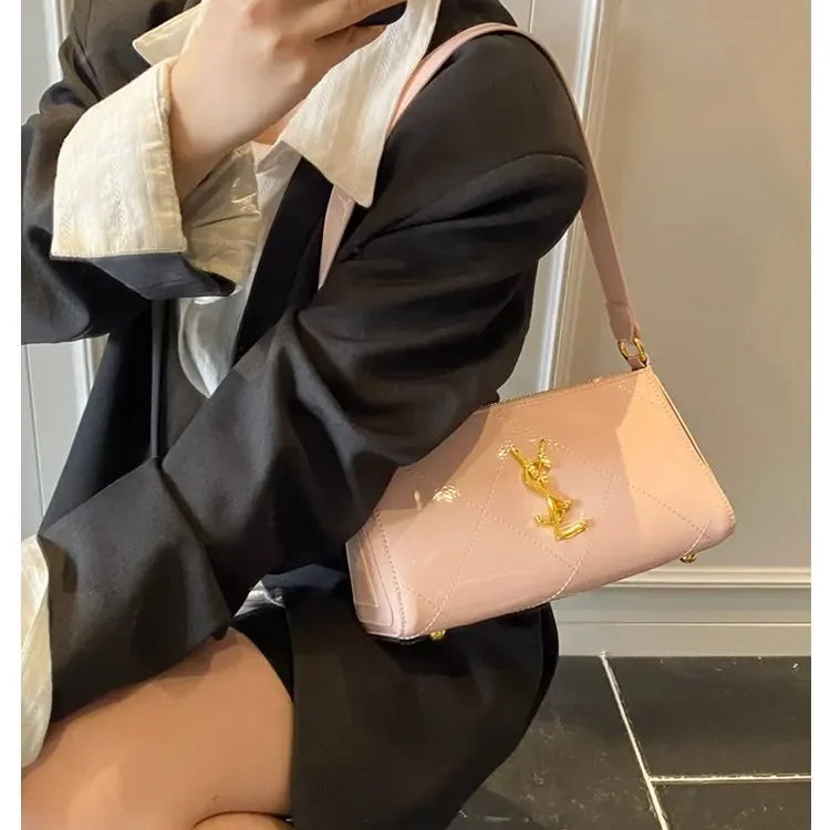 New Paris Designer Trends Luxury Women's Crossbody Bag Commuter Mobile Phone Niche Fashion Texture Bag Shoulder Bag For Women