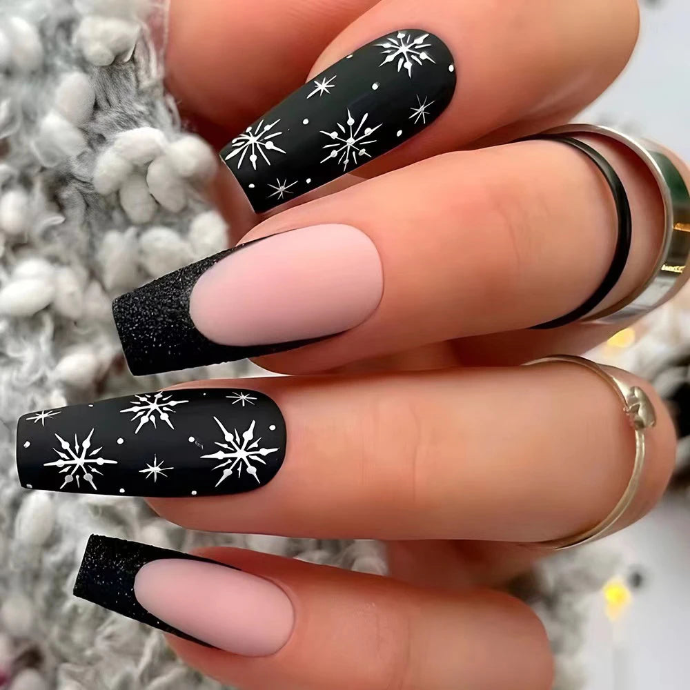 24Pcs/Box Christmas Women Wearable Fake Nails Finished Full Cover Europe America Christmas Collection Short Flat Nails Art Gift 60