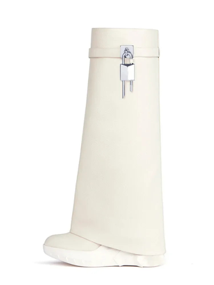 New Fashion Brand Thick Soled Leather Short Boots Round Head Lock Lock Shark Boots Women's Slope Heel High Heel Women's Boots