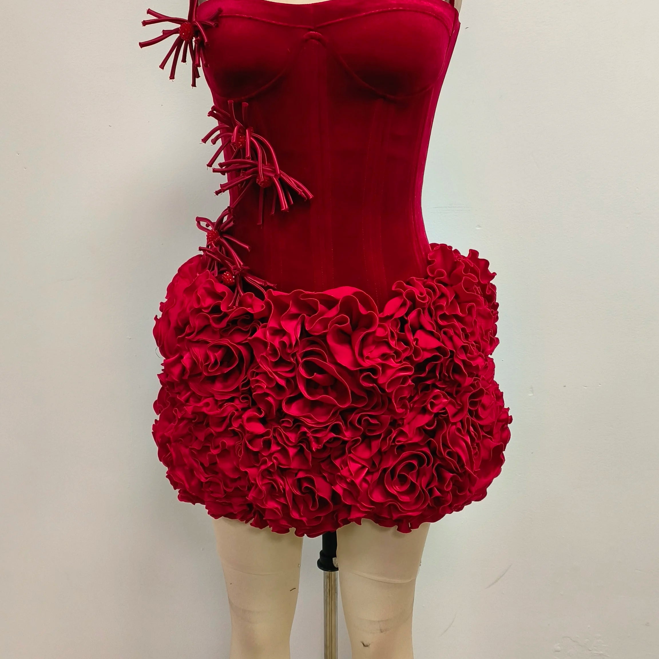 Vestido curto sem alças preto e vermelho feminino, sexy, com amarração, floral, para baile, 2 peças, para festa e boate