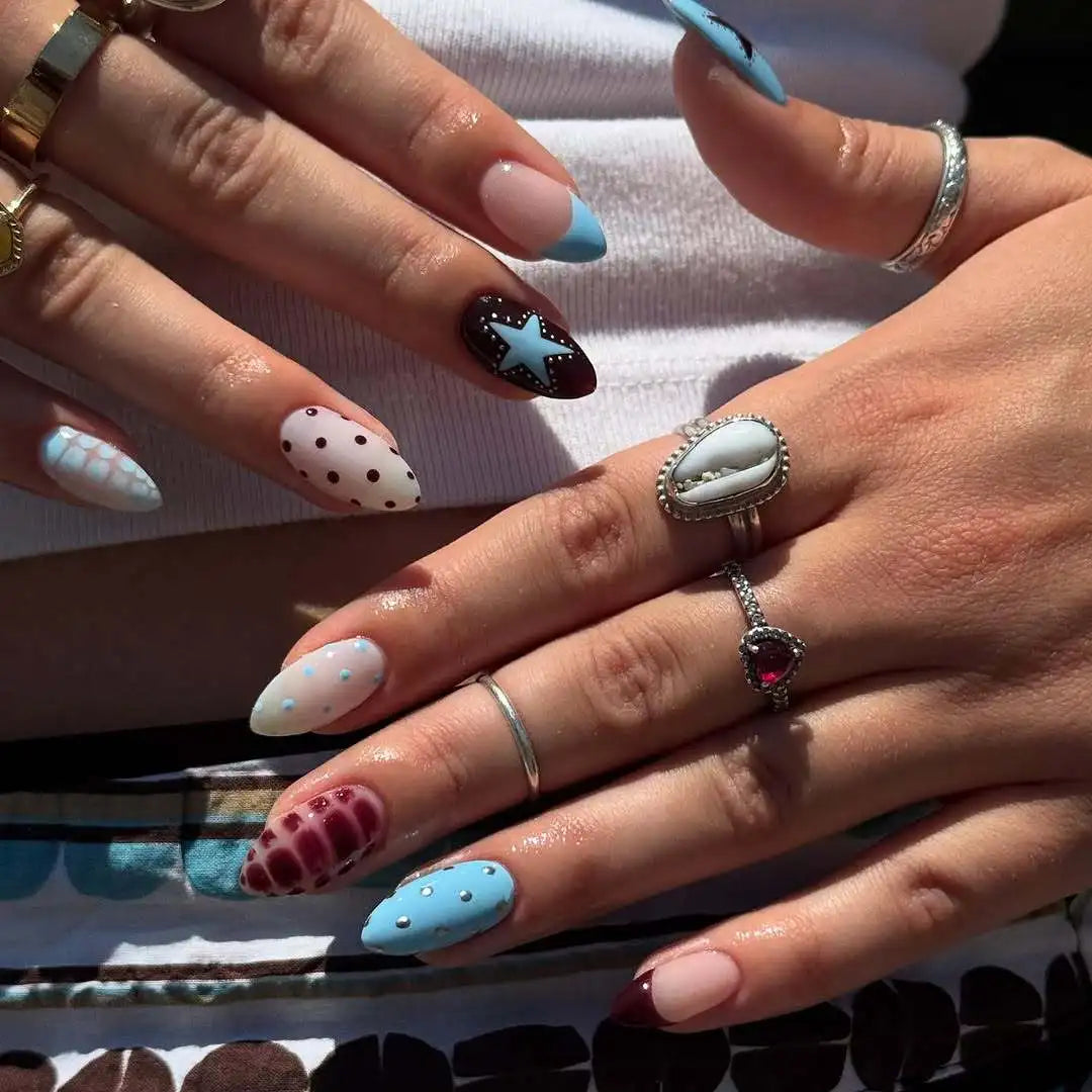 24pcs Summer Ocean False Nails Shark Starfish Pattern Fake Nails Tips Wearable Detachable Spice Girl Almond Press on Nails