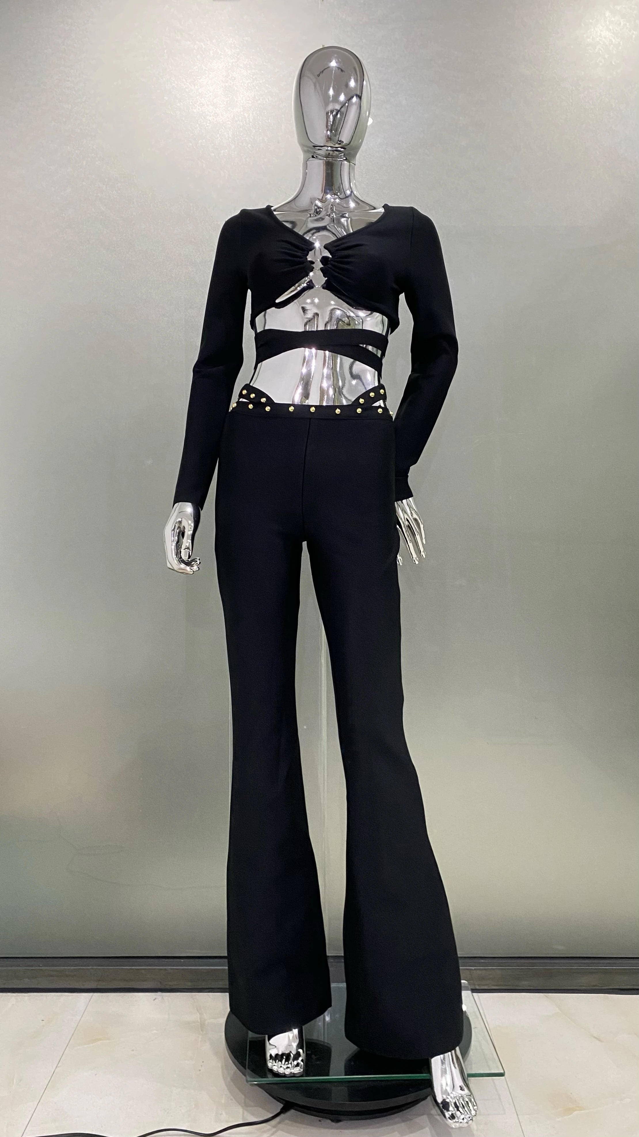 Stylish Res Bandage Woman Set Diamond Chains Backless Halter Cropped top And Waist Chain Flare Pants 2 Pieces Club Party Outfit