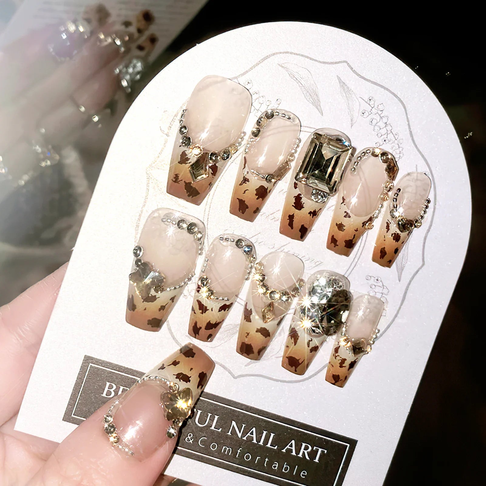 Autumn Winter Leopard Printed French Press On Nails 24Pcs Medium Length Coffin Fake Nails Shiny Diamond Decor Wearable Nails Art