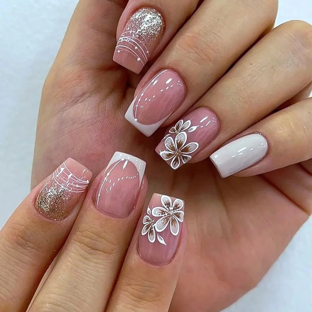 24Pcs Gradient White Fake Nails with Flower Design Simple French False Nails Short Square Head Wearable Press on Nails Tips