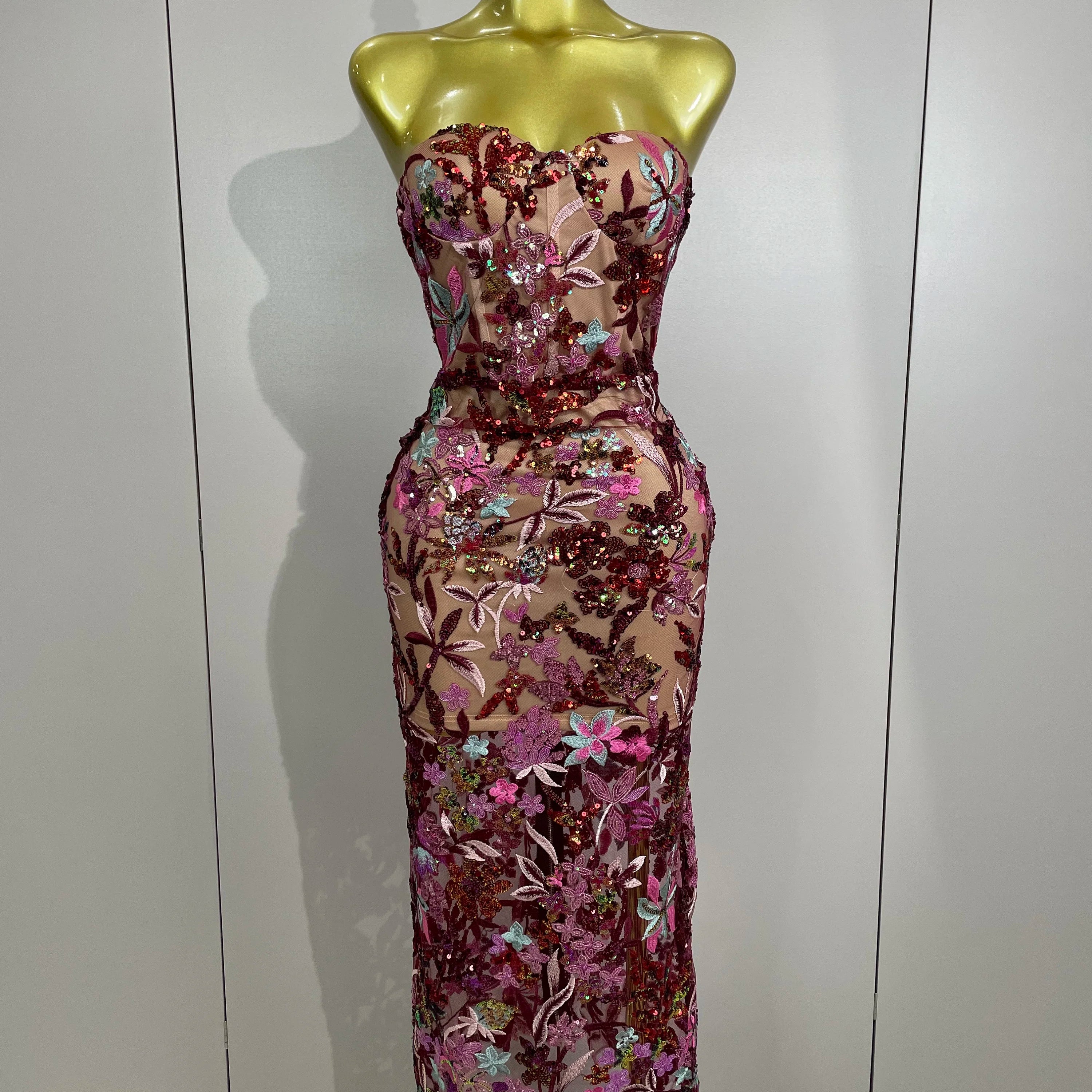 Sexy Strapless Floral Sequin Long Dress 2025 New Women Sequins Flower Backless Long Slim Dress Evening Party Runway Gown Dress