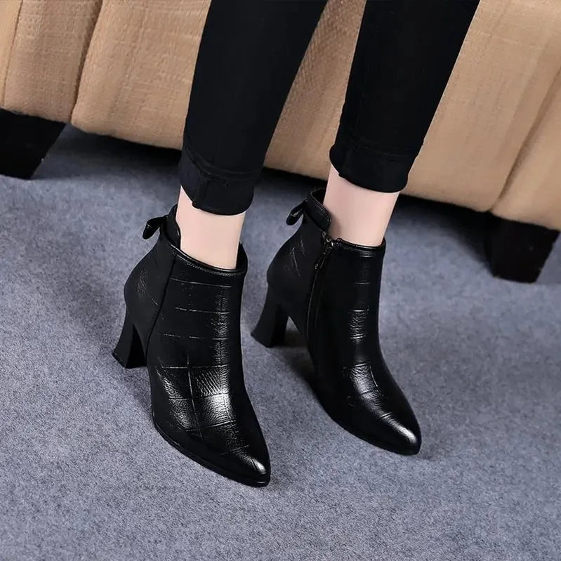 Women Sweet European Style Brand Designer Pu Leather Shoes Lady Classic Round Toe Comfort Autumn Ankle Boots