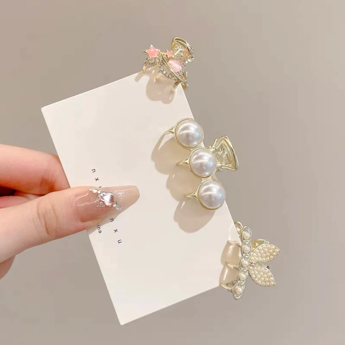 Mini Pearl Hair Claws Clips for Women Elegant Rhinestone Headwear Hairpins Hair Crab Barrettes Hair Accessories for Women 3pcs One Size