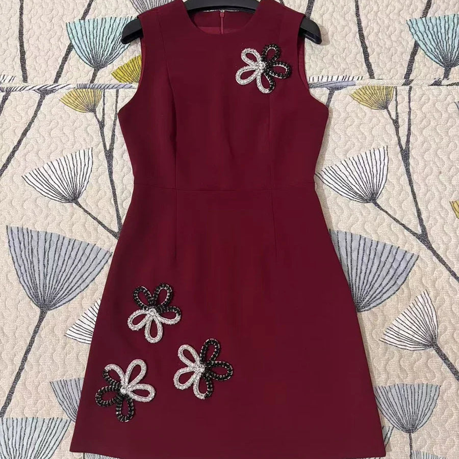 TWOTWINSTYLE Solid Slimming Elegant Dresses for Women Round Neck Sleeveless Patchwork Bead Fashion Mini Dress Female Clothing