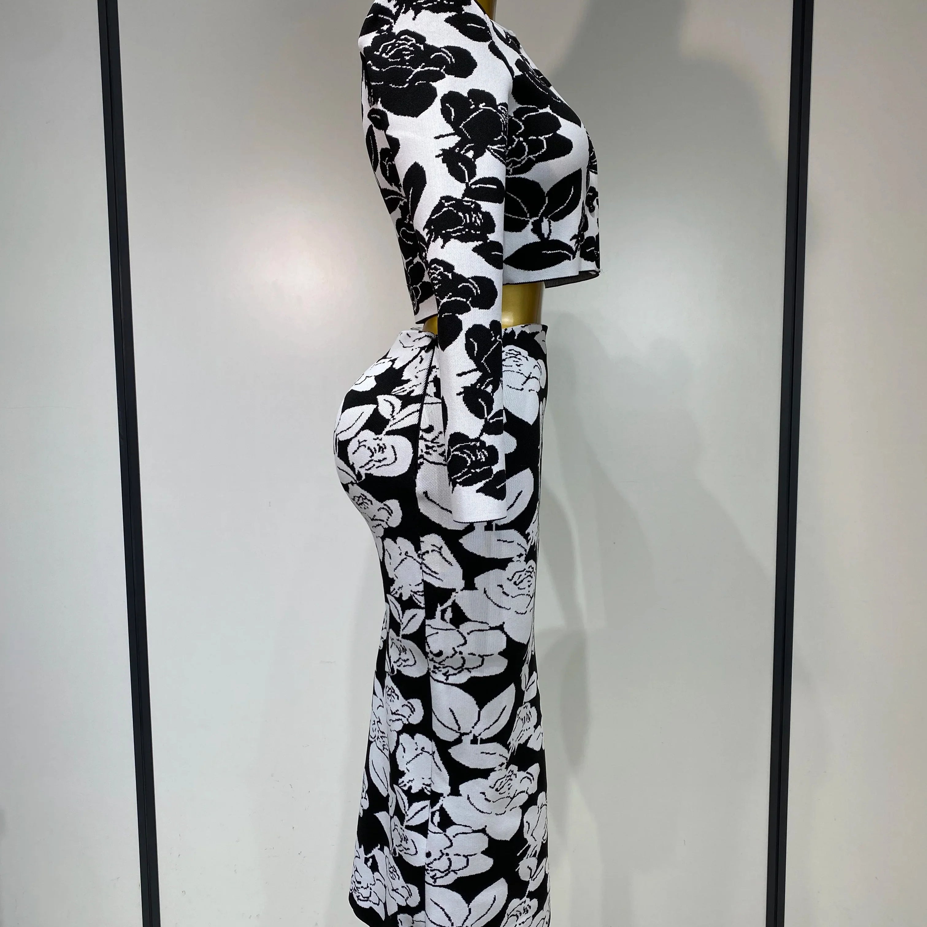 Arrival Women Long Sleeve Jacquard Weave Two Pieces Set Celebrity Red Carpet Dress Birthday Bodycon Bandage Women's Set